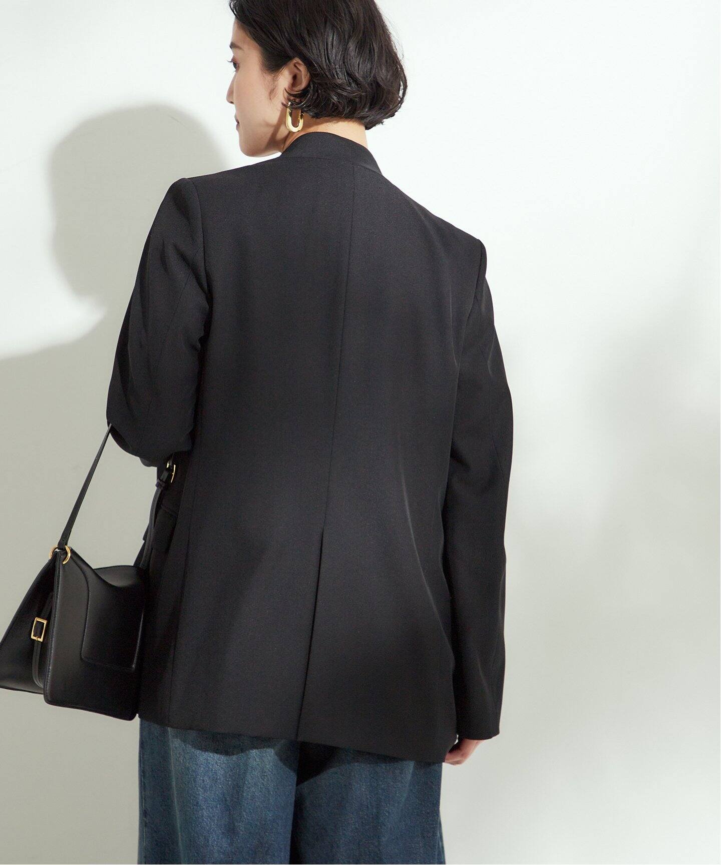 新品タグ付✨byblos レザー ノーカラー ジャケット 白 黒 悔やん S  