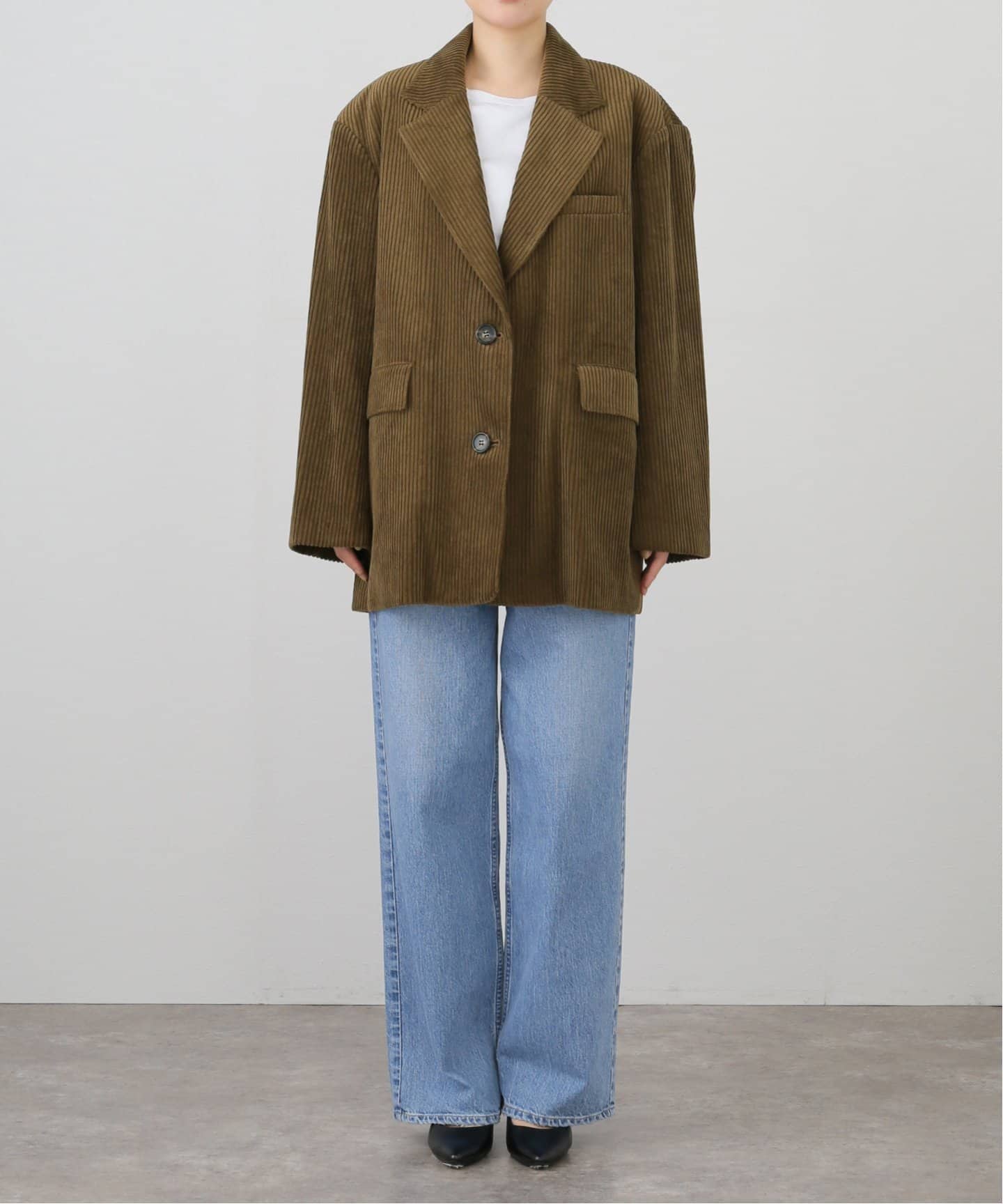 ザニューハウス THE NEWHOUSE ジャケット