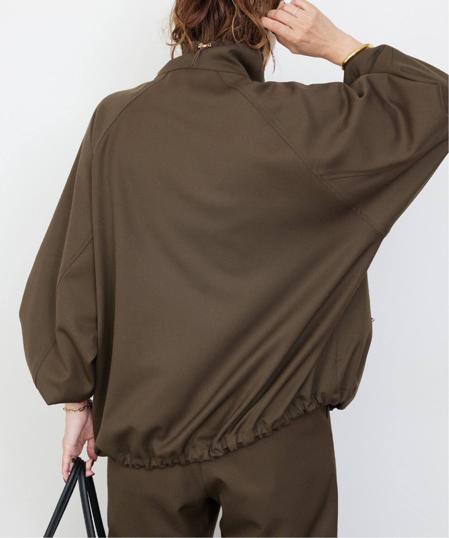 LE 17 SEPTEMBRE/ル ディセット セプトンブル】DRAWCORD COLLAR JUMPER  