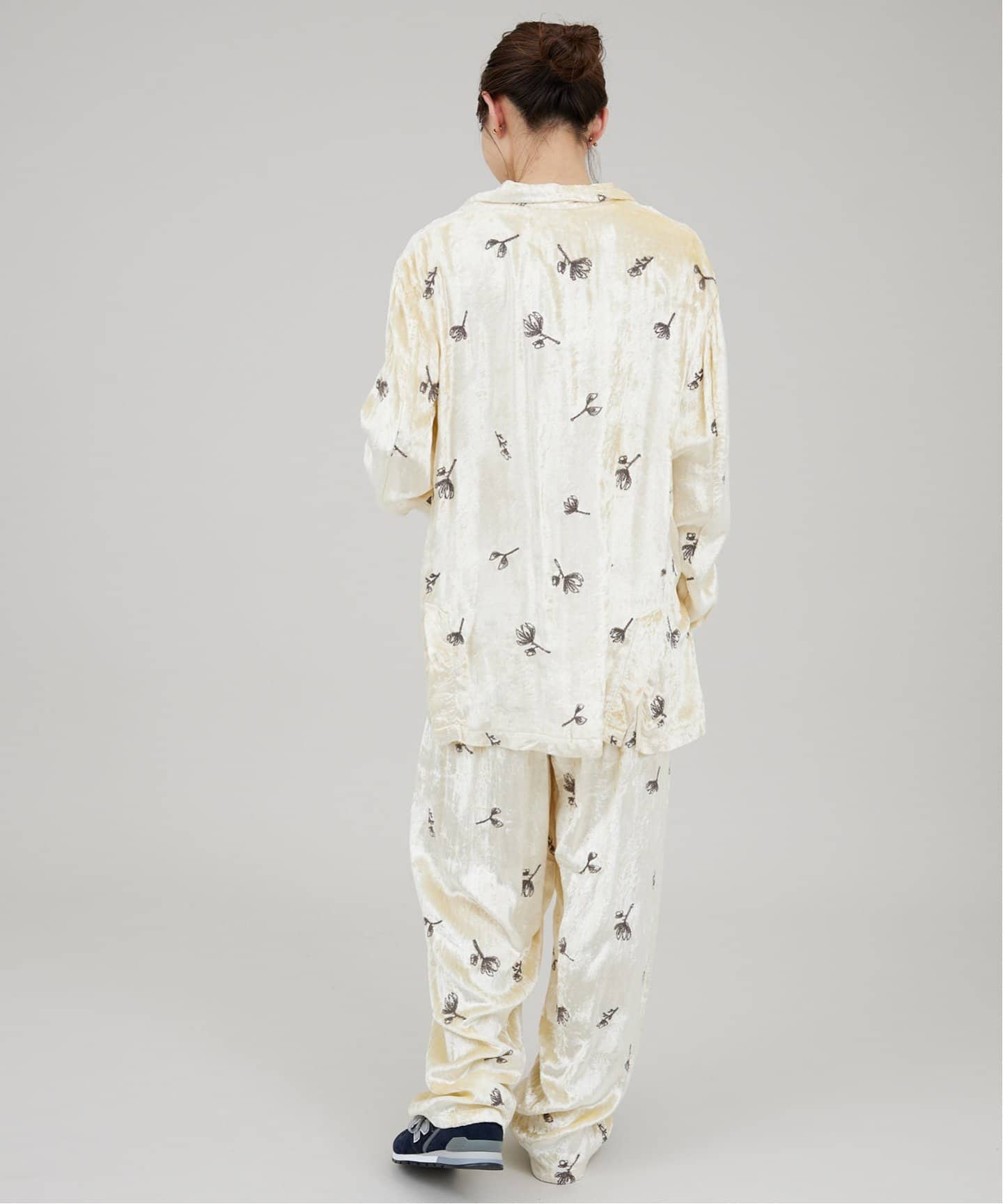 ジャケット・アウター todayful Embroidery Velour Jacket 36 ジャケット・アウター todayful Embroidery Velour Jacket 36 TODAYFUL