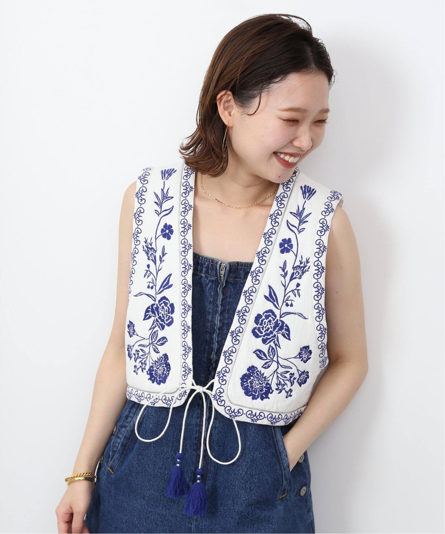 エンブロイダリーショートジレ（ジレ）｜SLOBE IENA（スローブ イエナ  