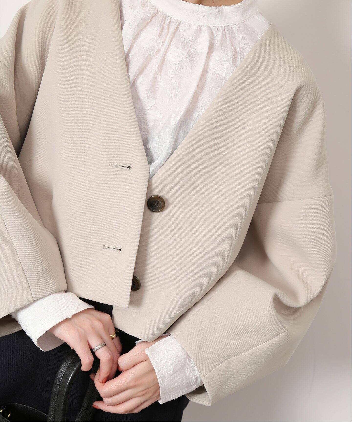 Vネックコクーンショートジャケット（その他ジャケット・スーツ  