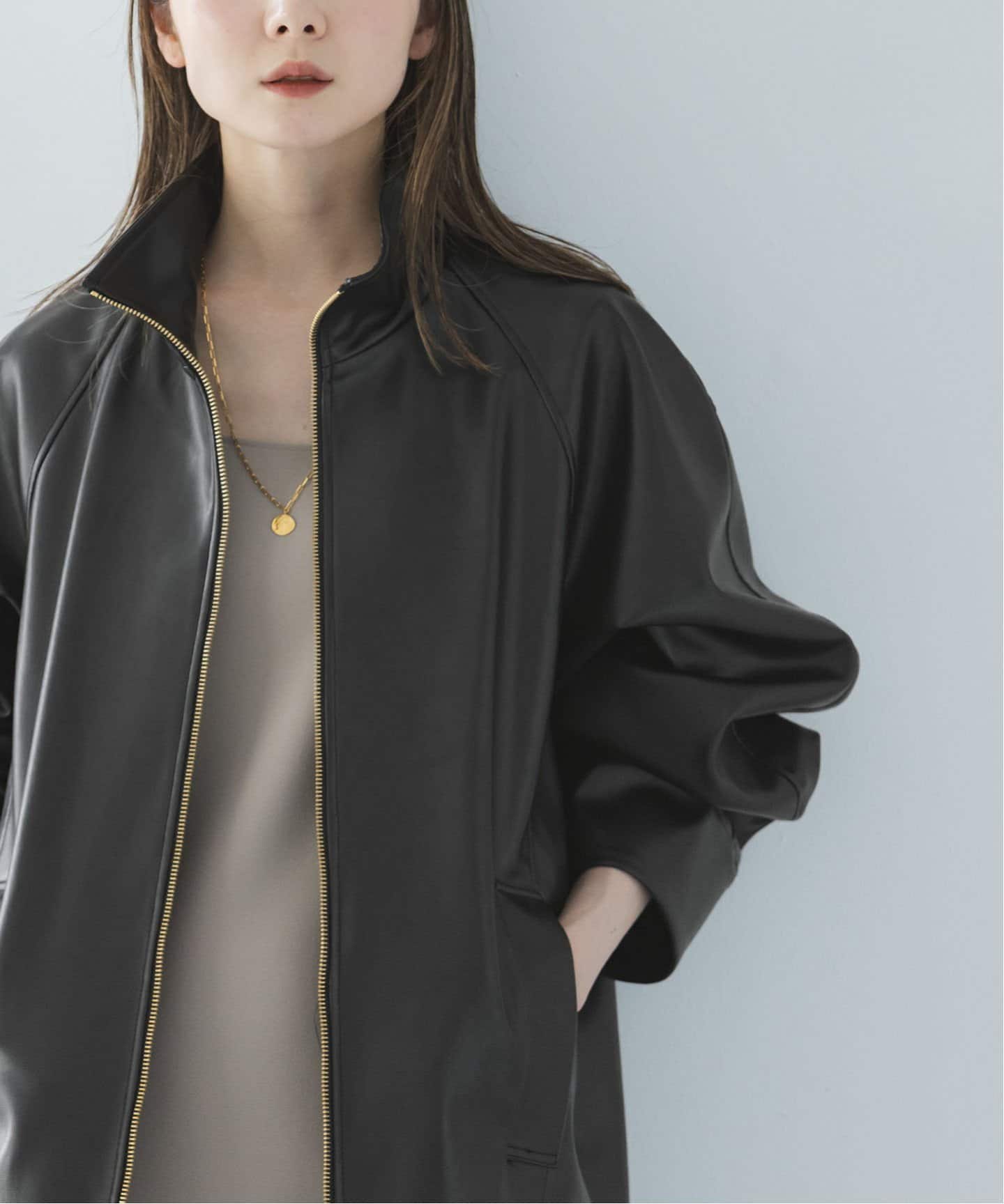 フェイクレザースタンドカラーコクーンブルゾン（その他ブルゾン