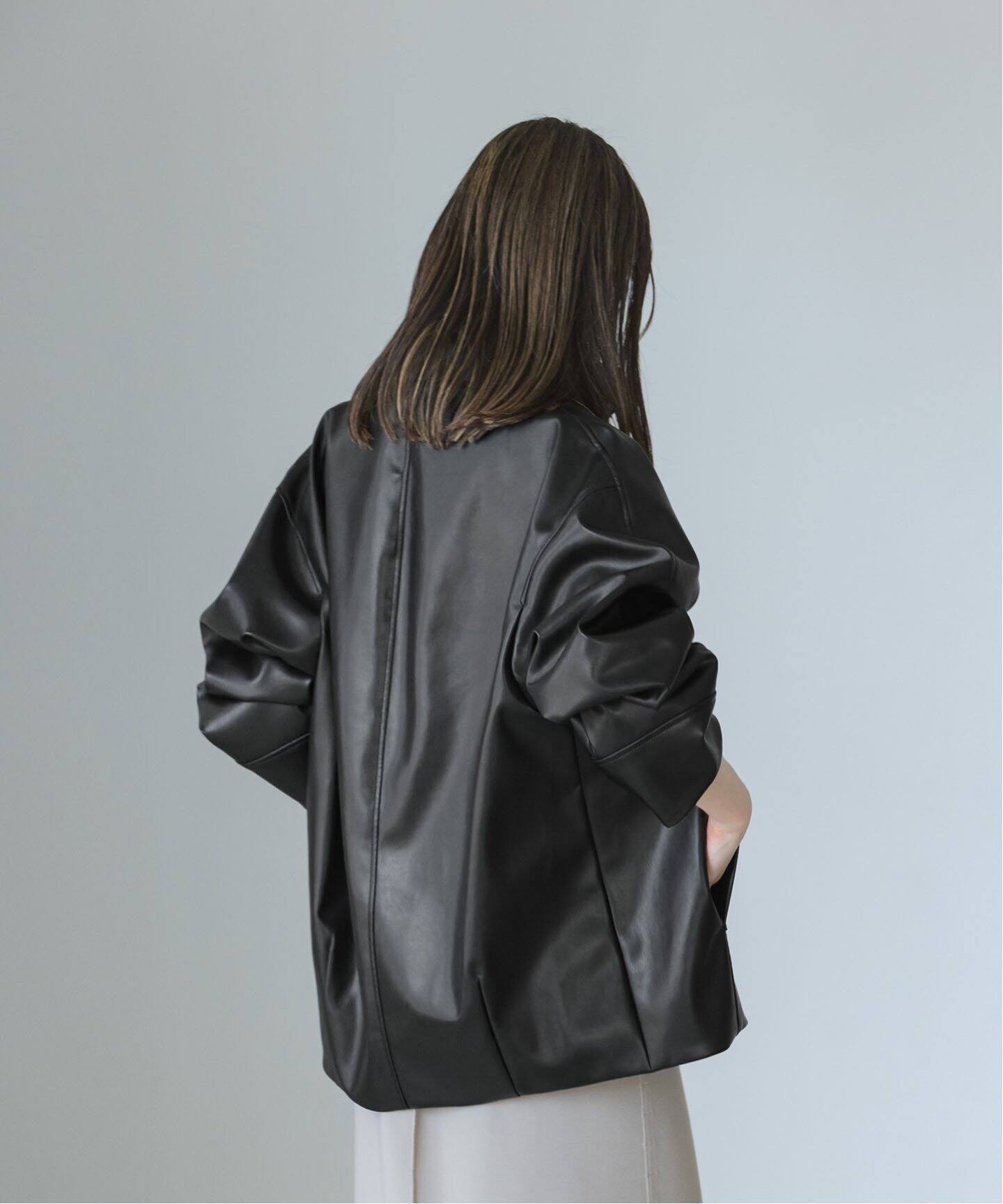 フェイクレザースタンドカラーコクーンブルゾン（その他ブルゾン