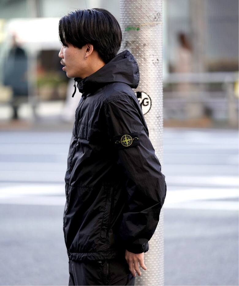 STONEISLAND / ストーンアイランド】フーデッドライトブルゾン 