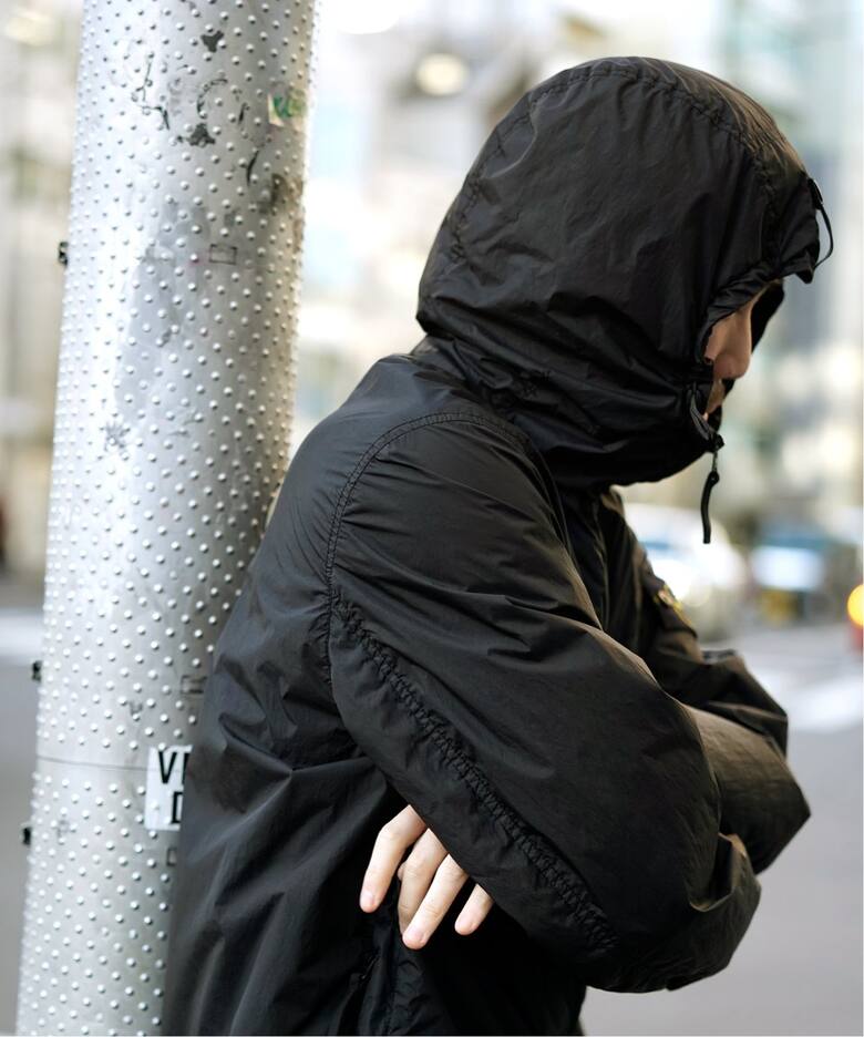 STONEISLAND / ストーンアイランド】フーデッドライトブルゾン 