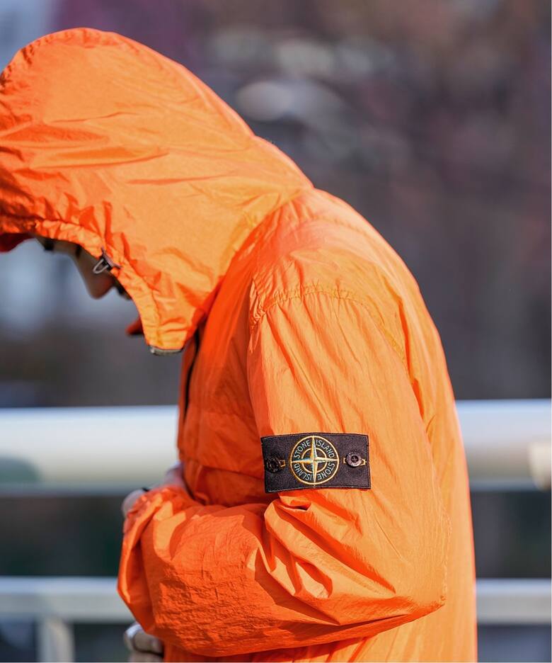 STONEISLAND / ストーンアイランド】フーデッドライトブルゾン 