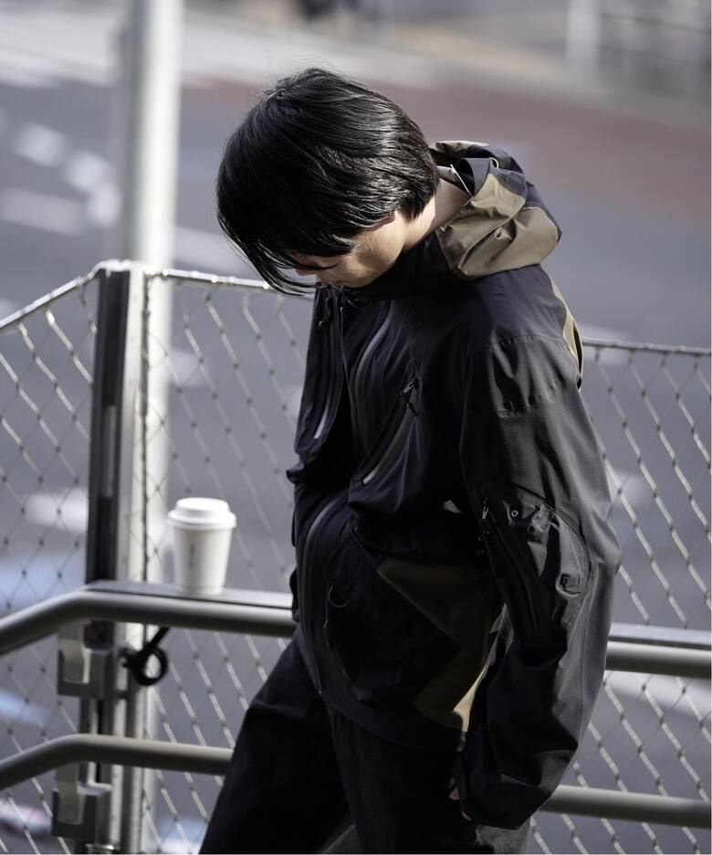 【FAF (FAKE AS FLOWERS) / フェイク アス フラワーズ】NEW COMMUNE WEATHER SHELL（ナイロン