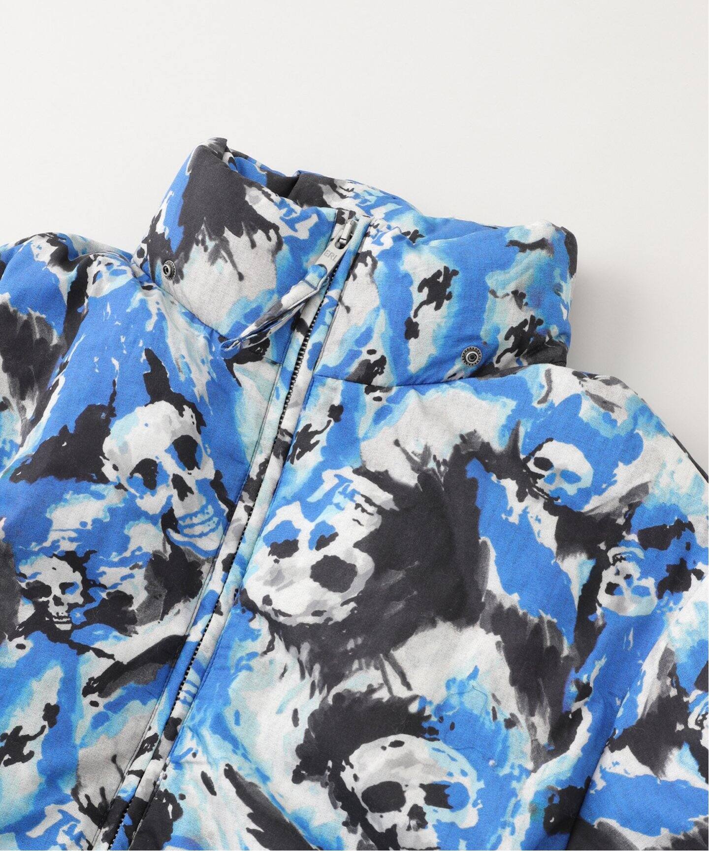 ERL / イーアールエル】UNISEX SKULL PUFFER JACKET WOVEN（中綿  
