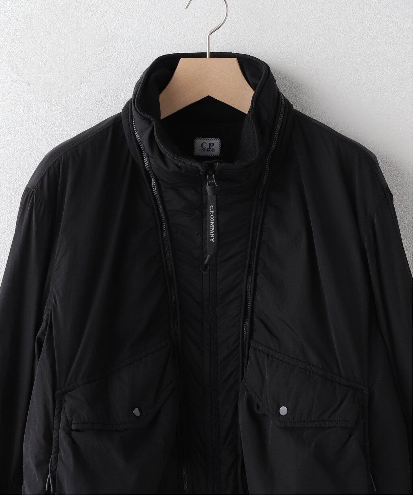 C.P. Company / シーピーカンパニー】SHORT JACKET IN CHROME - R 