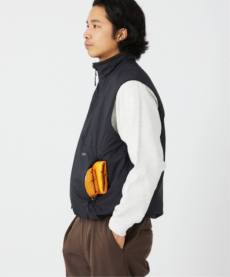 PERTEX(R) QUANTUM AIR パフィーベスト（ダウン・中綿ベスト 