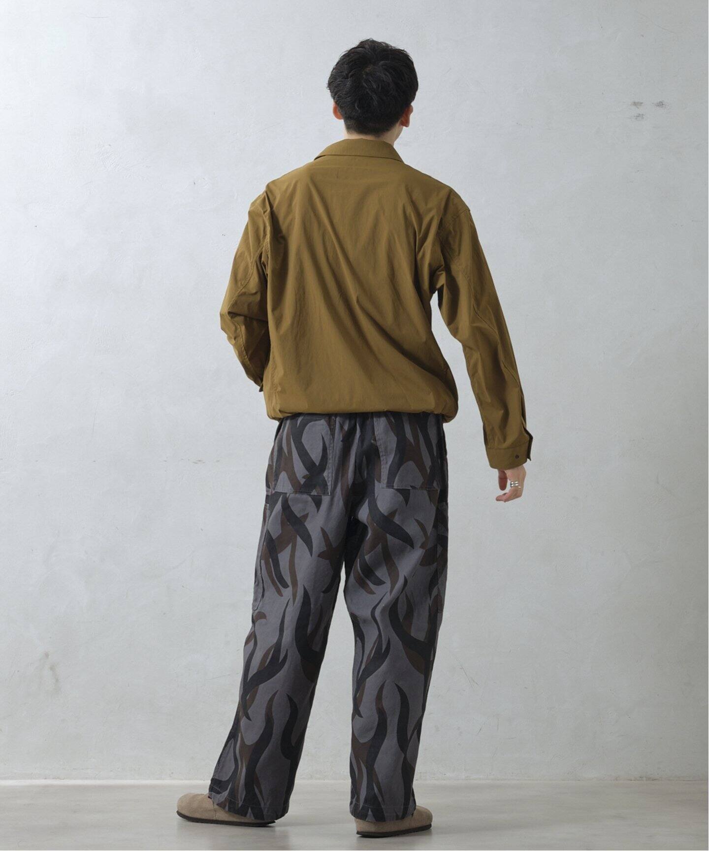 UNIFORM” ナイロンユーティリティジャケット（ナイロンジャケット