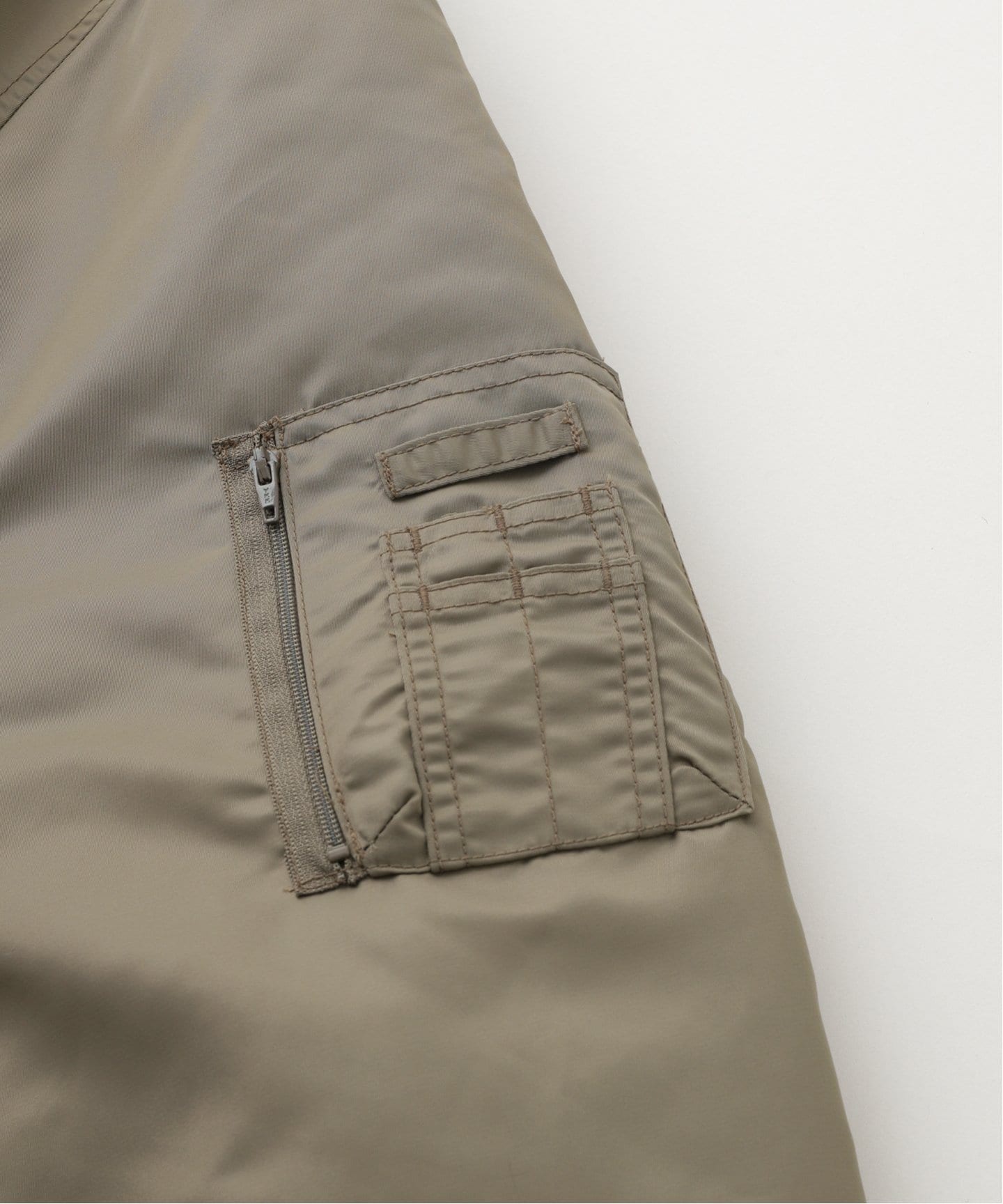 NAMELESSNESS / ネームレスネス】Classic bomber（MA-1）｜WISM