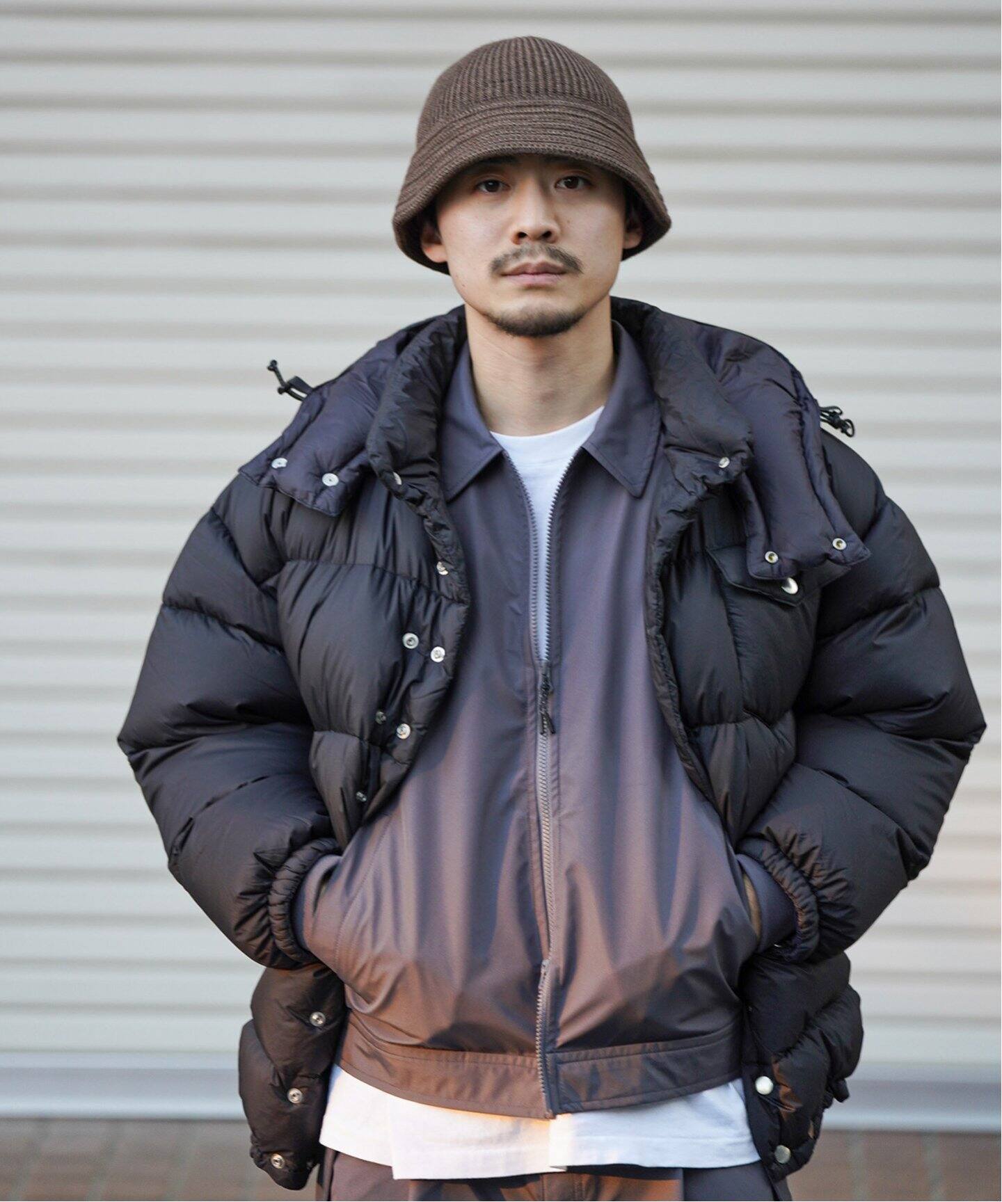 is-ness × NANGA / イズネス × ナンガ】HOODED DOWN PUFFER JACKET 