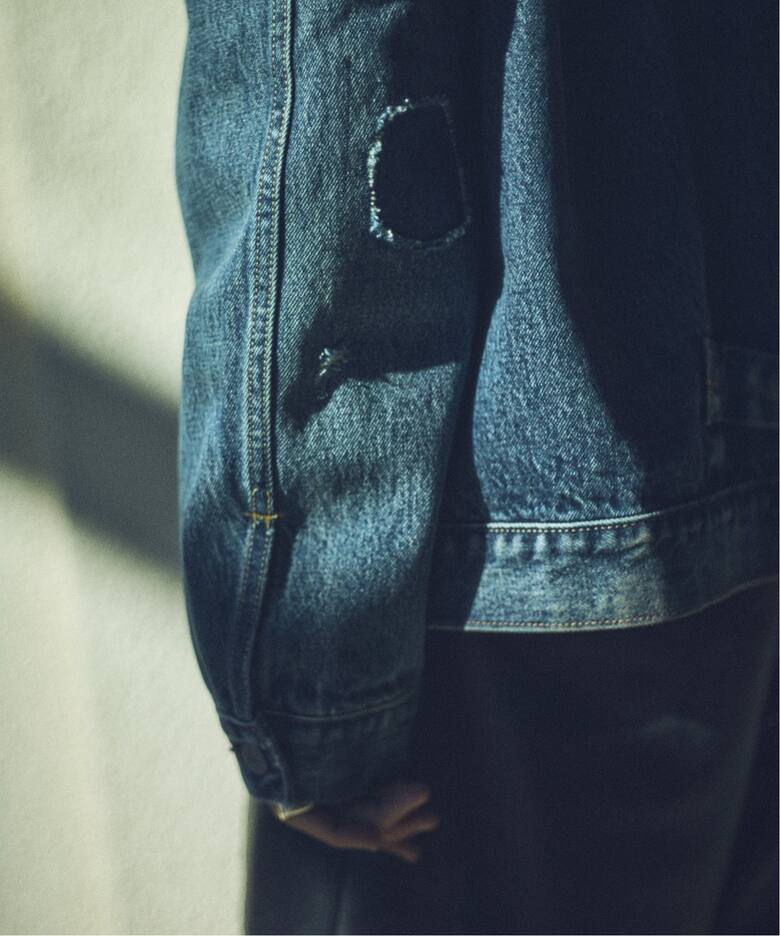 追加》LEVI