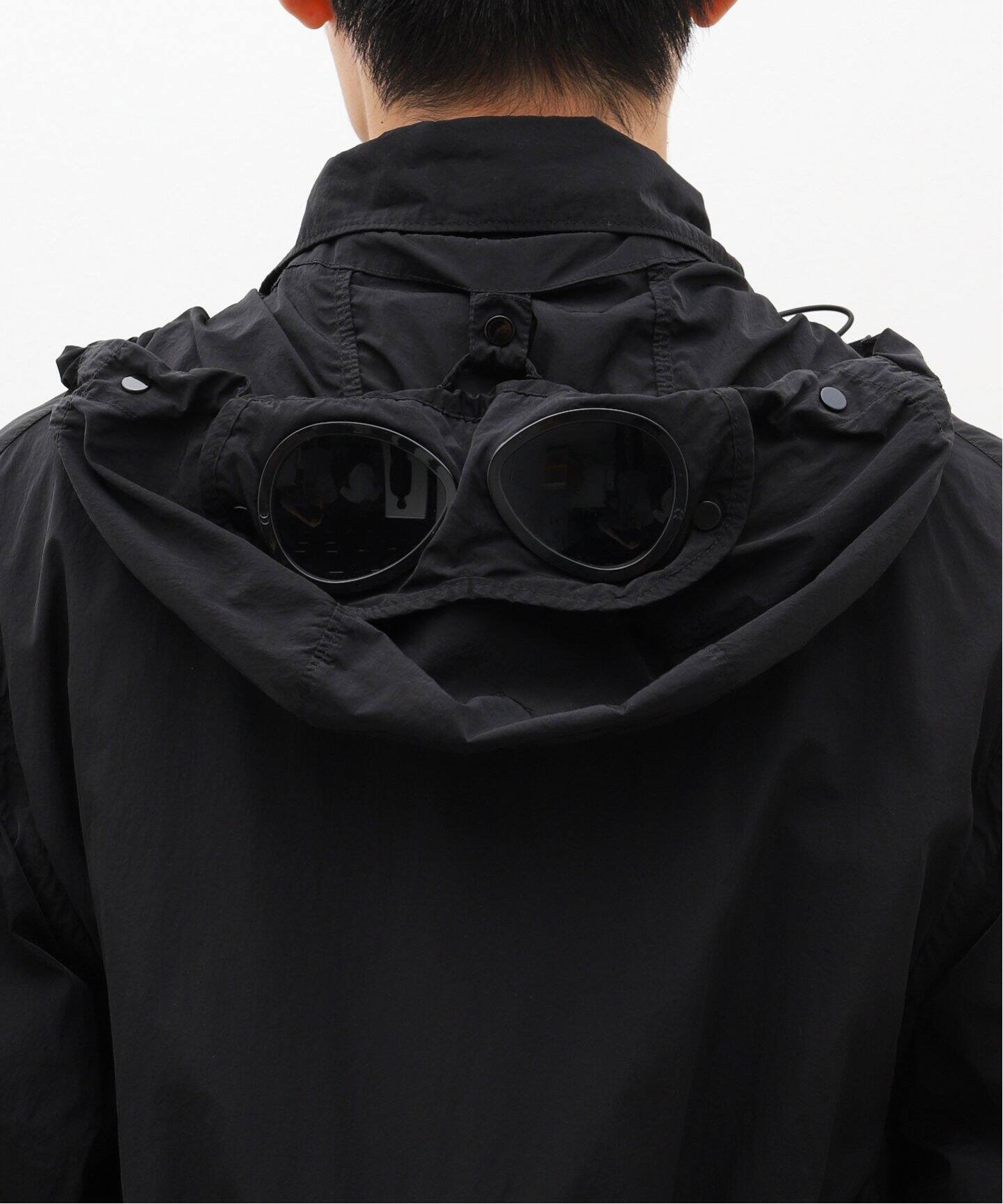 C.P. Company / シー ピー カンパニー CHROME-R GOGGLE UTILITY JACKET 