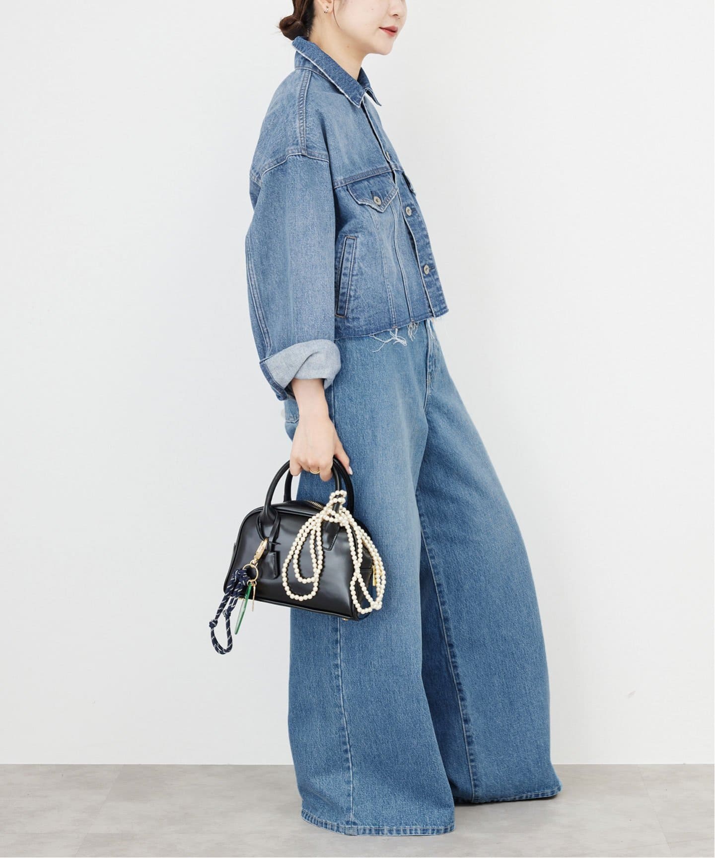 shéller シルバーデニムクロップドジャケット shéller シルバーデニム