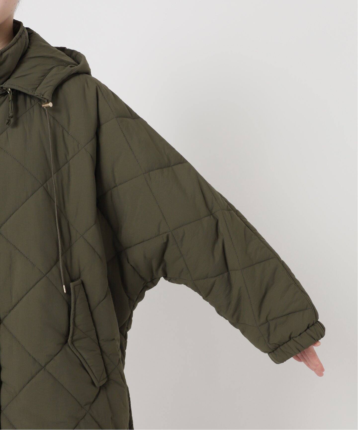 撥水パッディドフーディーポンチョ（その他ブルゾン／アウター  