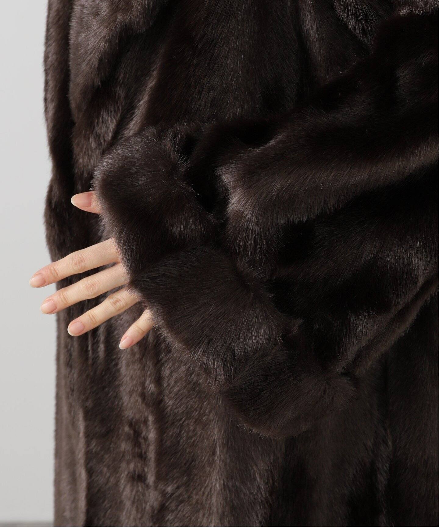 スペシャルデザイン チョコレートブラウンミンクショートコート バリエ