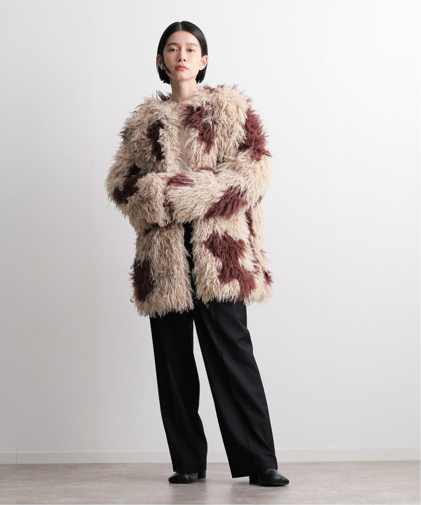 NOUNLESS PERMANENT FAKE FUR COAT（ノーカラーコート）｜BOICE FROM 