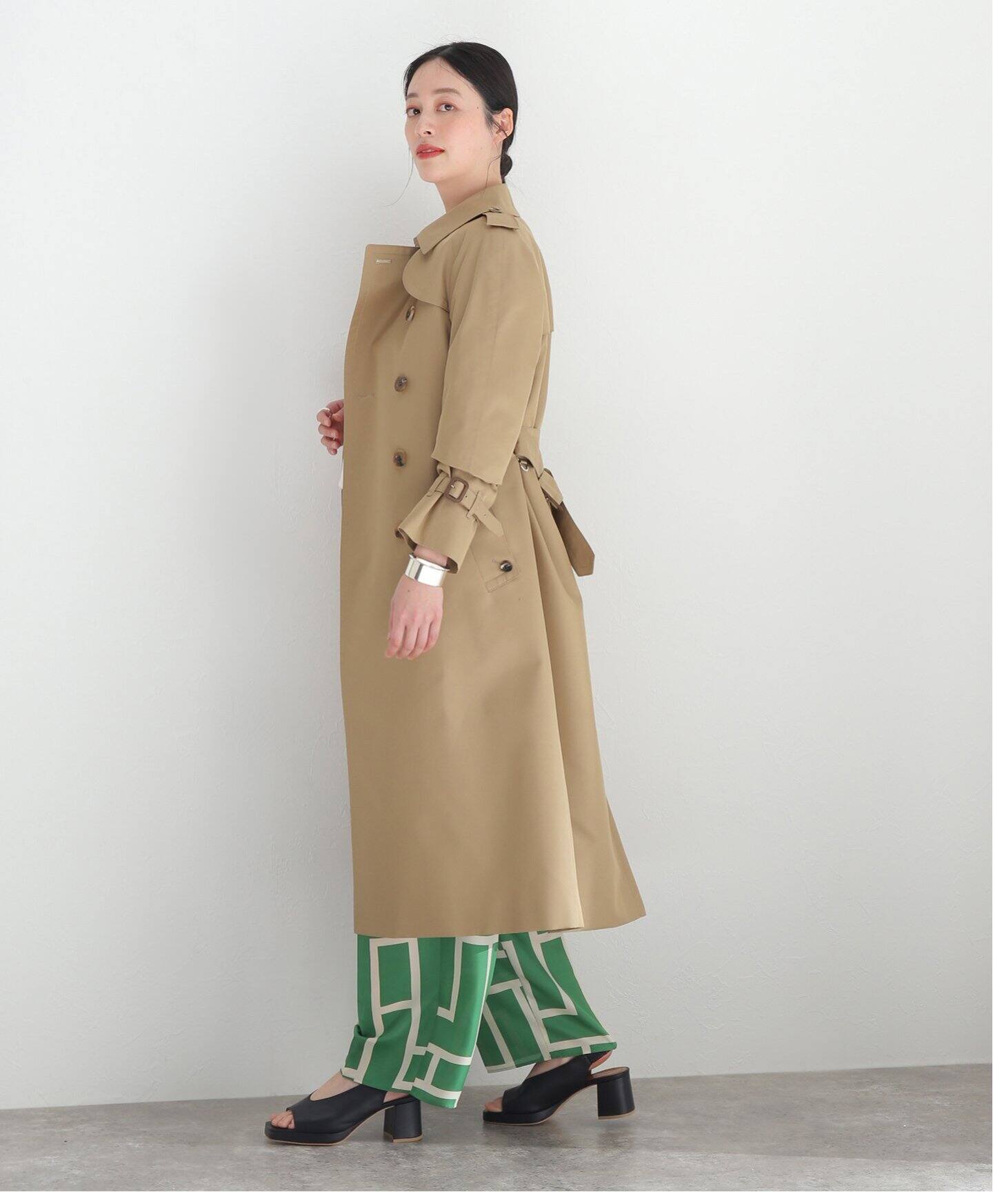 946 Aquascutum 定価19万 トレンチコート 繰り返し ビックサイズ 