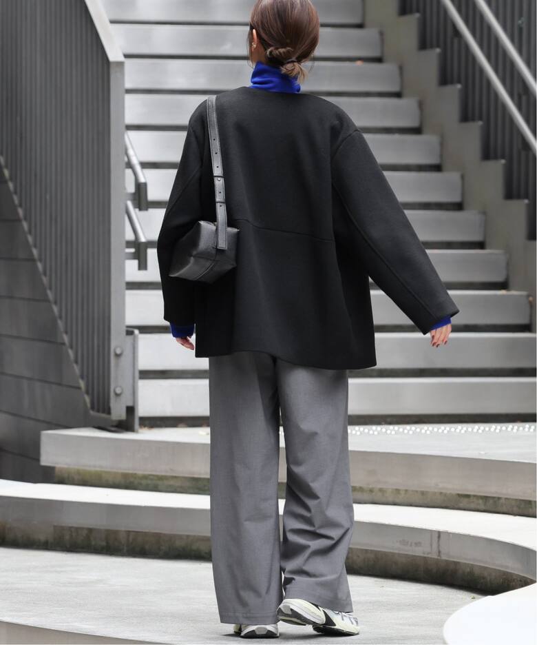 スーパーファインビーバークルーネックコート（ノーカラーコート  