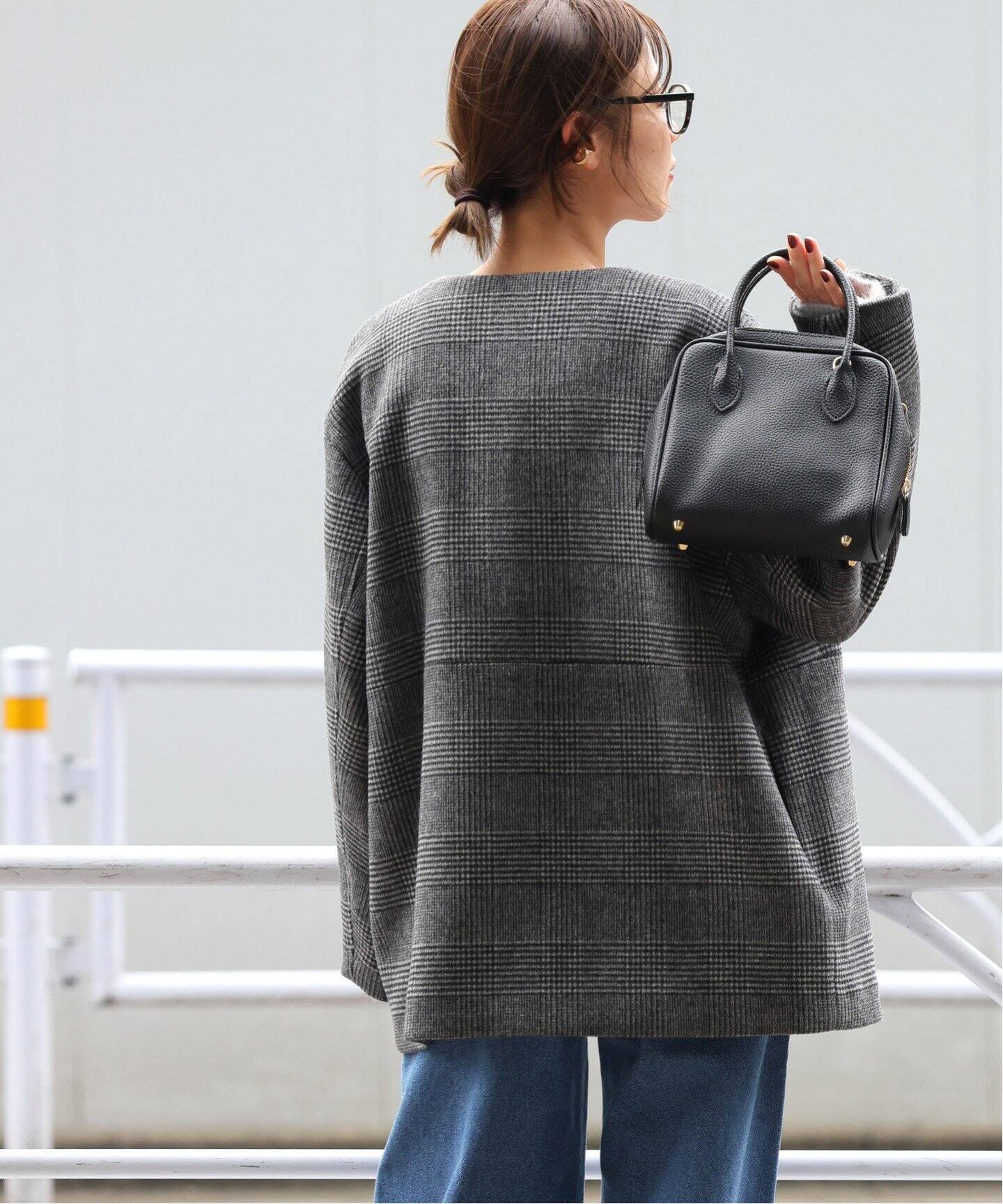 追加》スーパーファインビーバークルーネックコート（ノーカラーコート