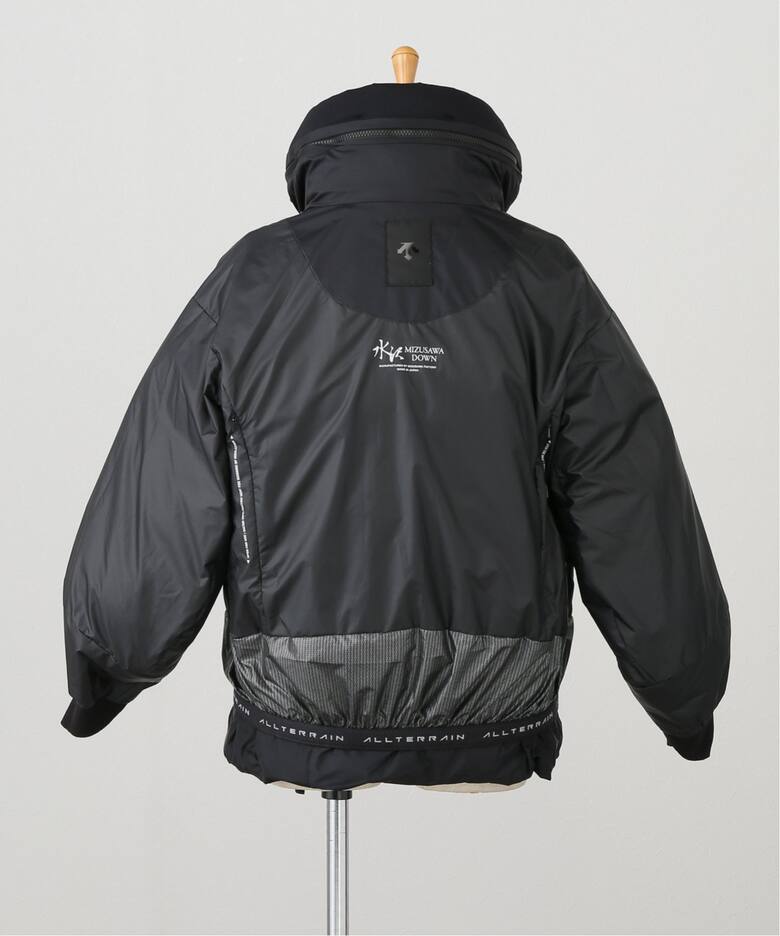 DESCENTE ALLTERRAIN】MIZUSAWA DOWN COAT：ダウン（ダウンジャケット 