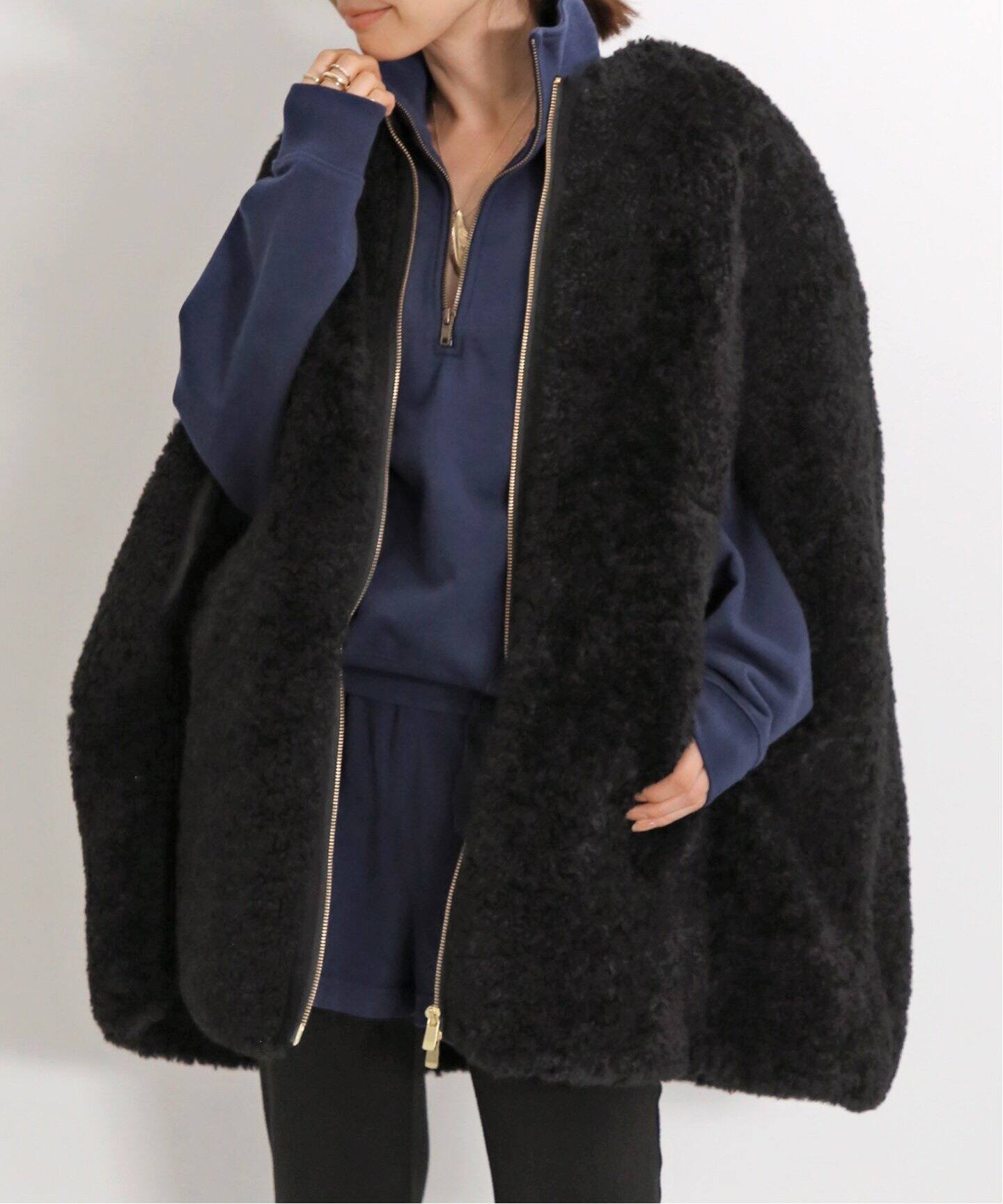 DE BALL FUR CAPE（ポンチョ・マント）｜L