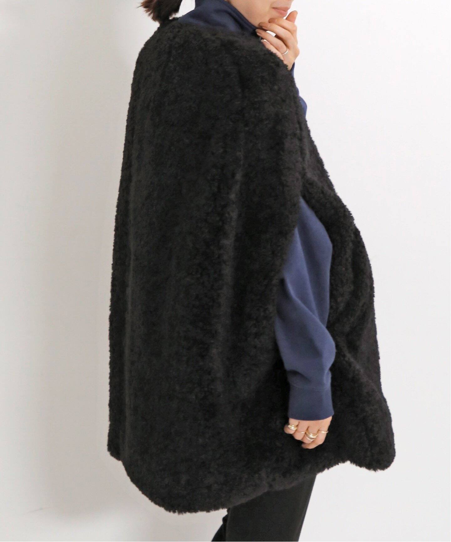 DE BALL FUR CAPE（ポンチョ・マント）｜L