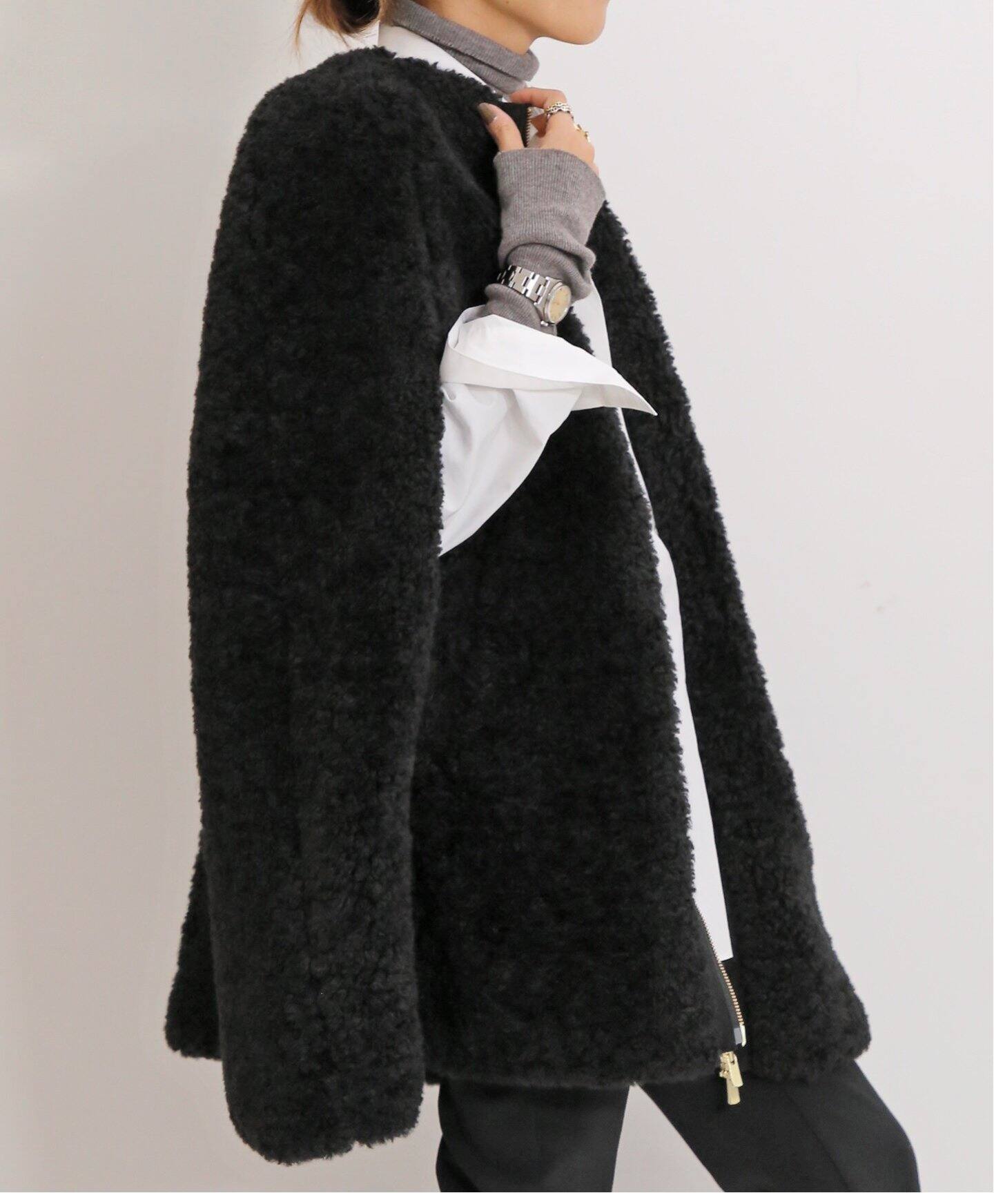 DE BALL FUR CAPE（ポンチョ・マント）｜L
