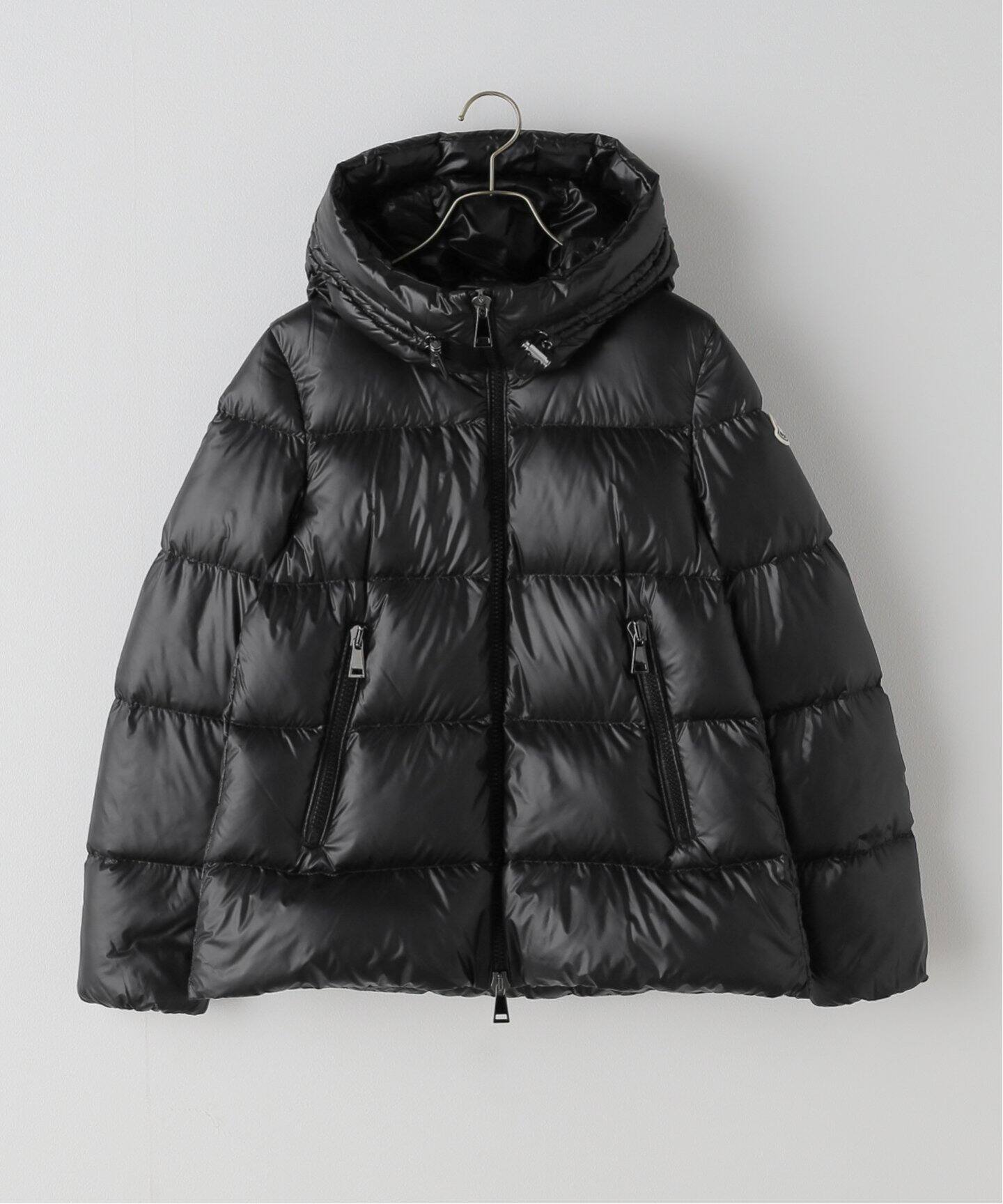 Moncler/モンクレール SERITTE SHORT PARKA ダウンジャケット  