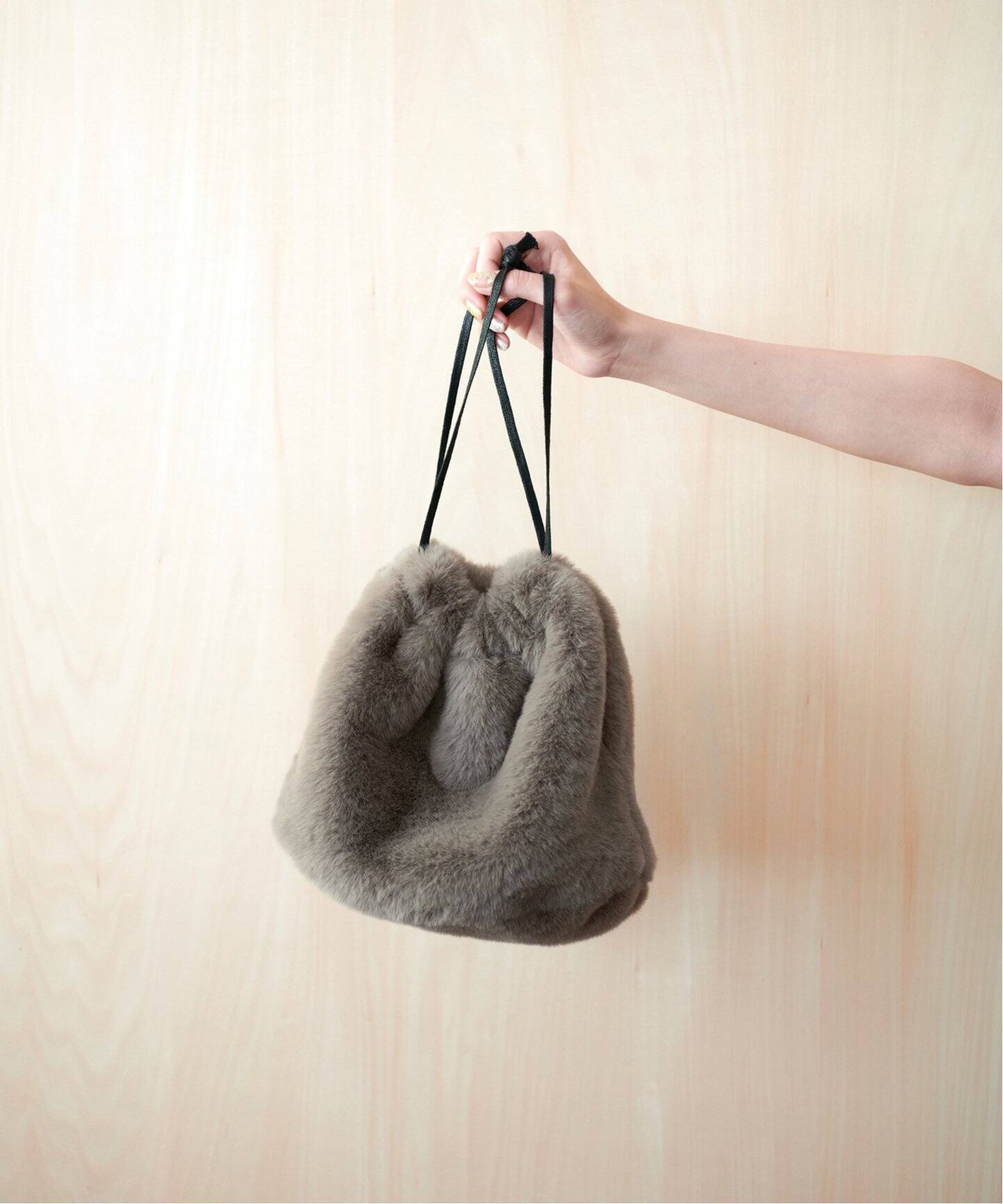 24F1 POUCH FUR フェイクファー ポーチ（ステーショナリー）｜JOURNAL  
