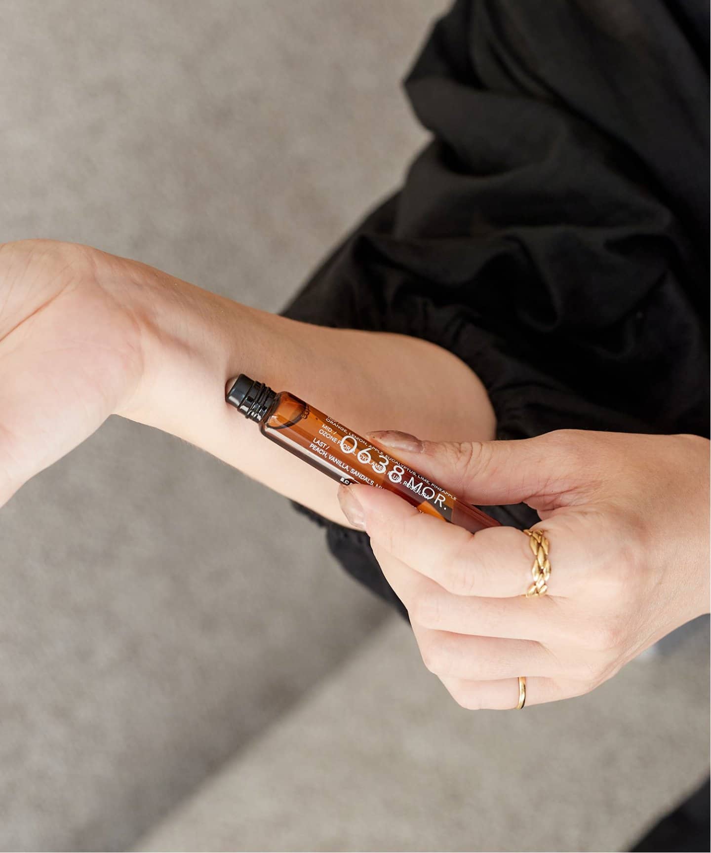 ☆JSF AROMATIC ROLLER PERFUME ロールオン □2315GDN（フレグランス