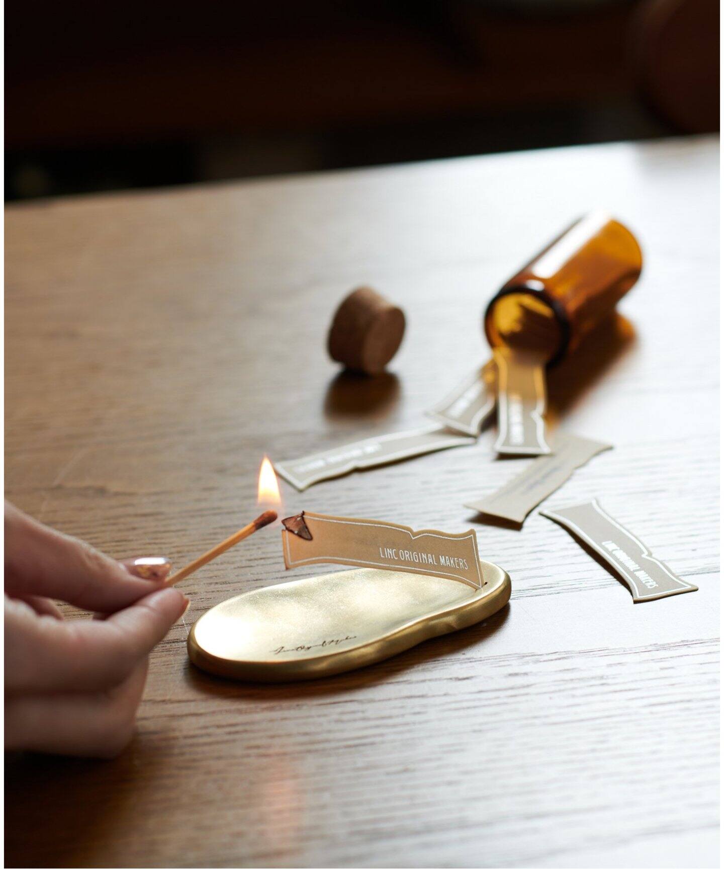 【Atelier de LUMEN】 RONDELLE CHARM ★送料関税込み★ LINC/リンク】INCENSE PAPER HOLDER 紙香用 トレー（ルーム