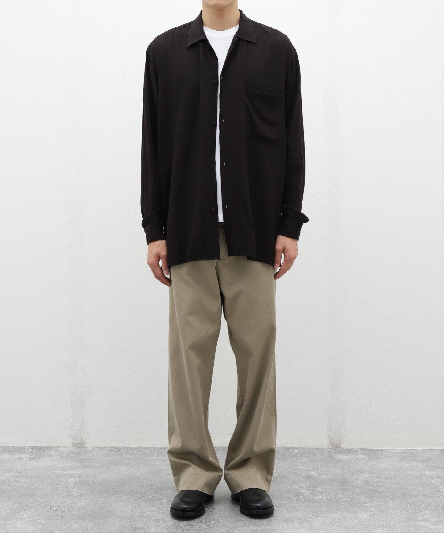 COMOLI / コモリ】KHAKI チノパンツ（チノパンツ）｜L