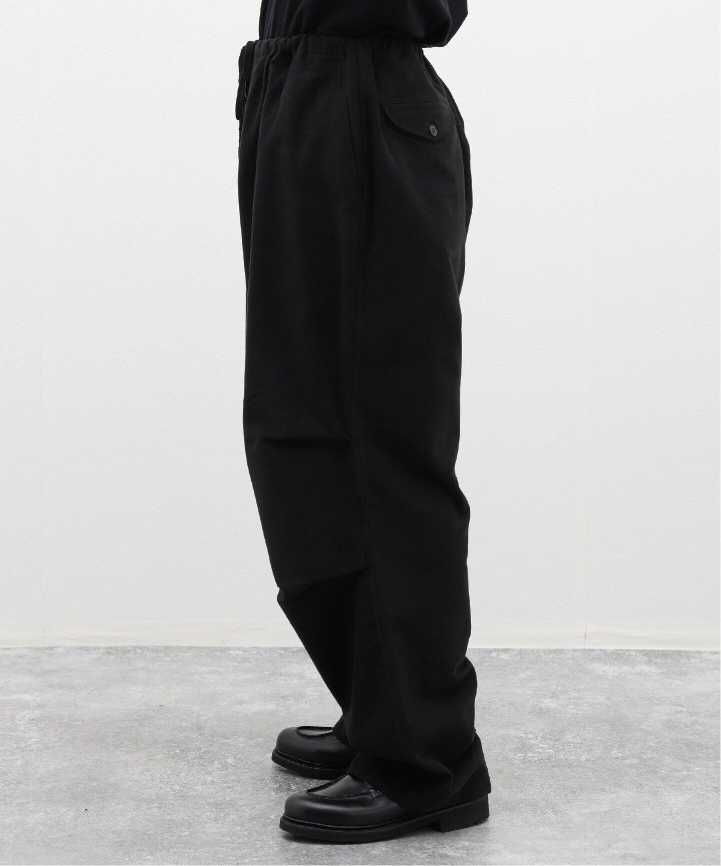 COMOLI / コモリ】モールスキン ニータックパンツ（スラックス）｜L  