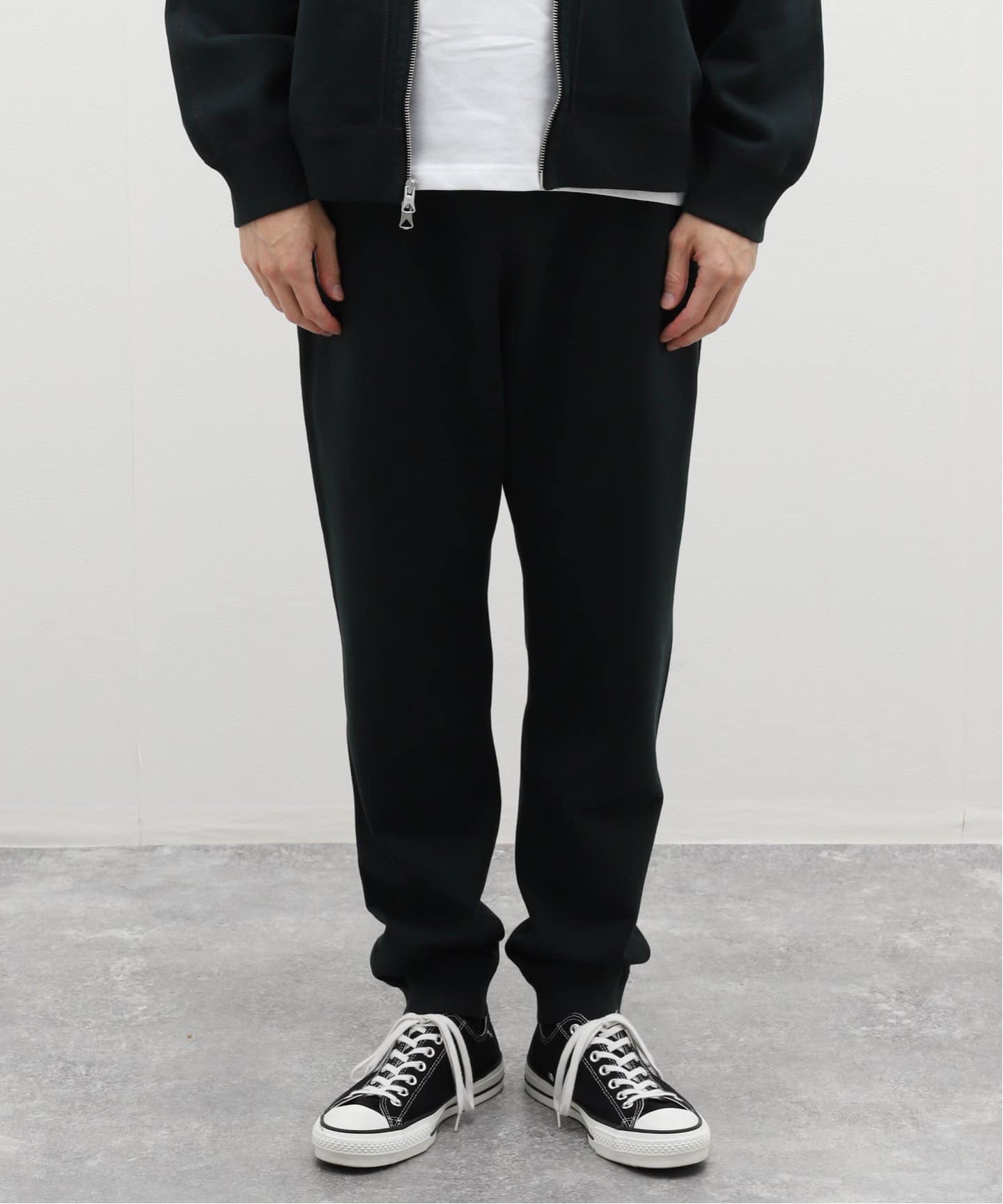 Reigning Champレイニングチャンプテック系ブラックパンツスラックス MIDWEIGHT TERRY SLIM SWEATPANT（スラックス）｜REIGNING CHAMP