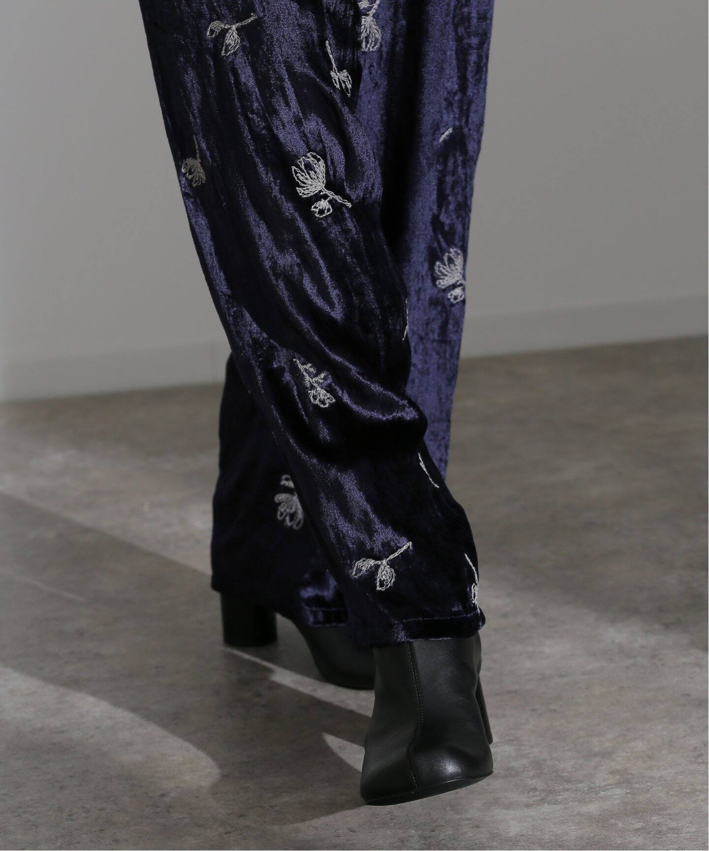 TODAYFUL Embroidery Velour Pants（スラックス）｜BOICE FROM 