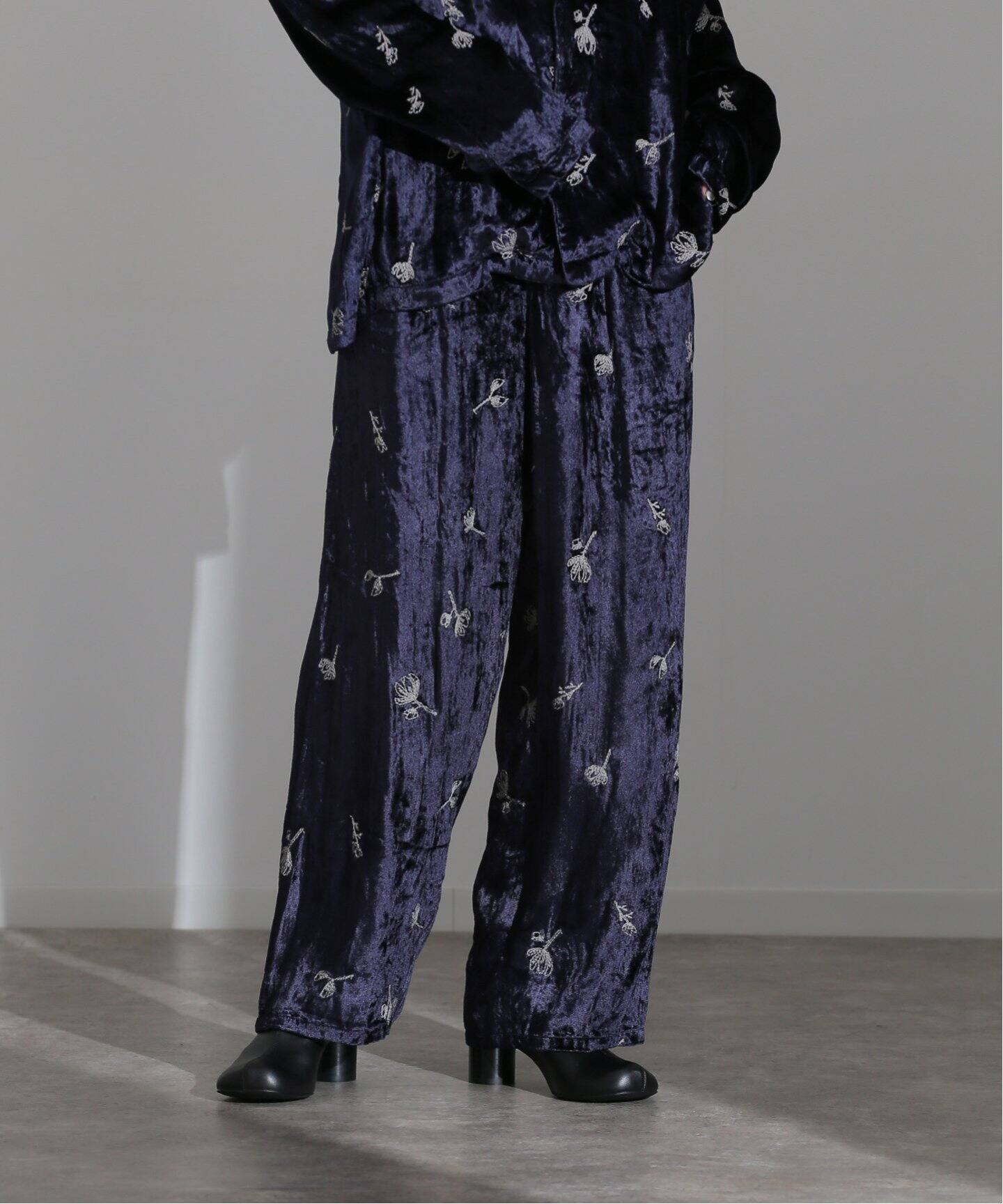 TODAYFUL Embroidery Velour Pants（スラックス）｜BOICE FROM 