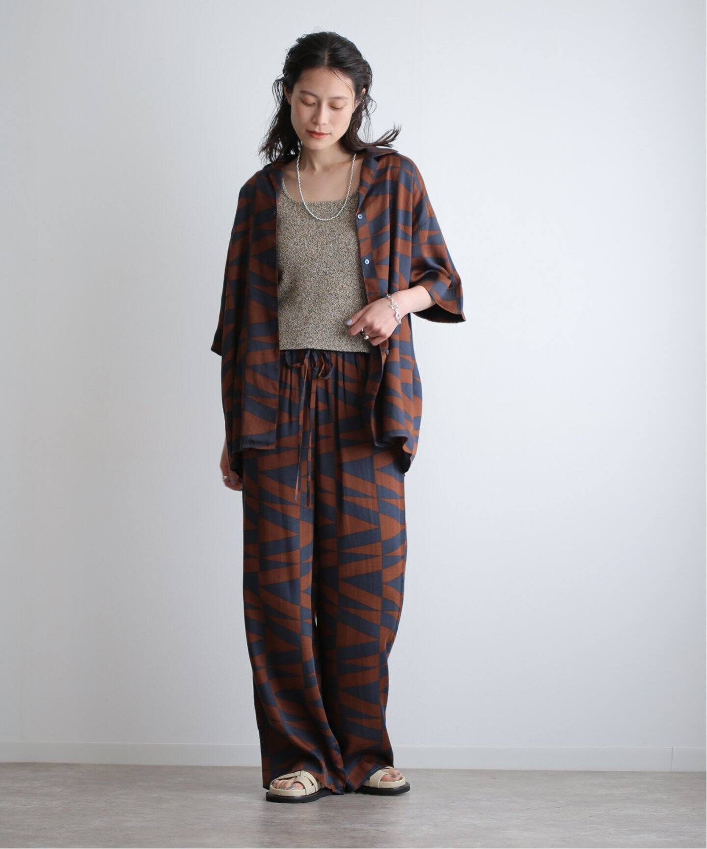 anuke Geometric Satin Pants 62410711（スラックス）｜BOICE FROM 