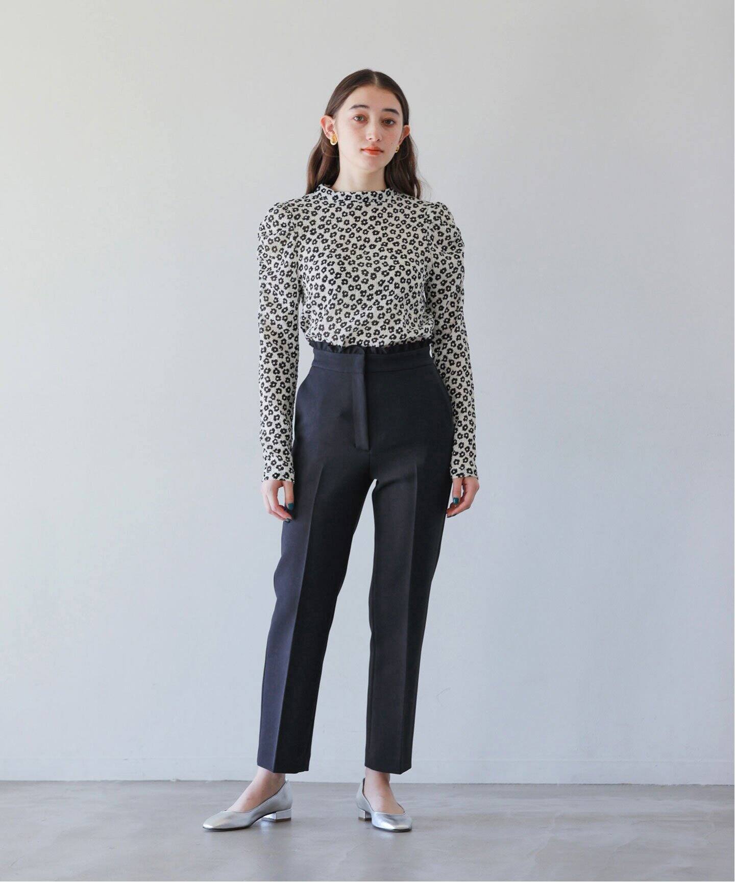 ウエストフリルパンツ（スラックス）｜La Totalite（ラ トータリテ）の  