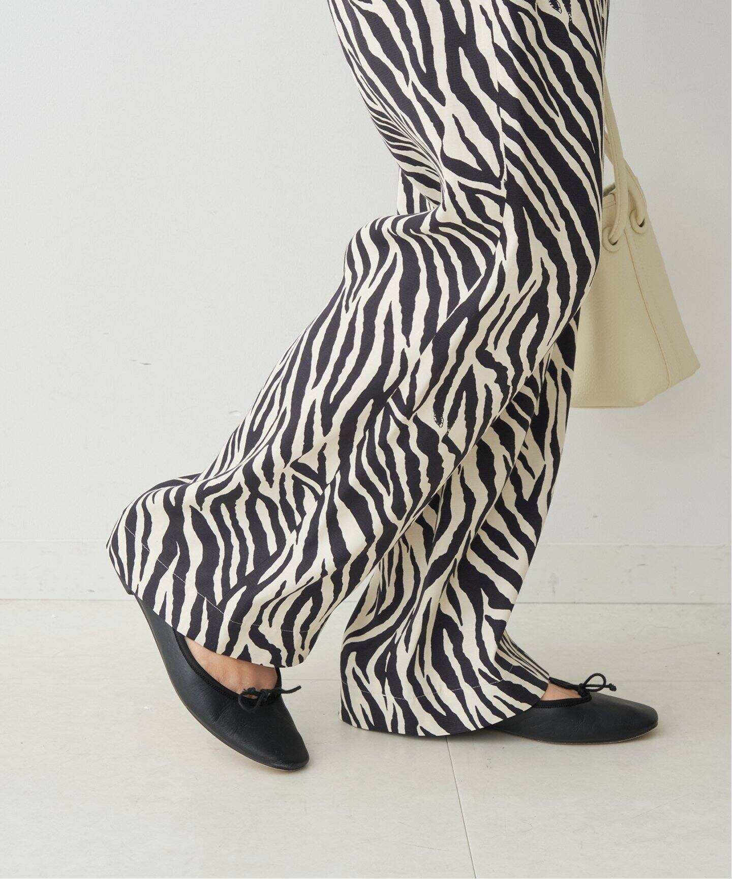 ゼブラプリントイージーパンツ（その他パンツ）｜Spick and Span  