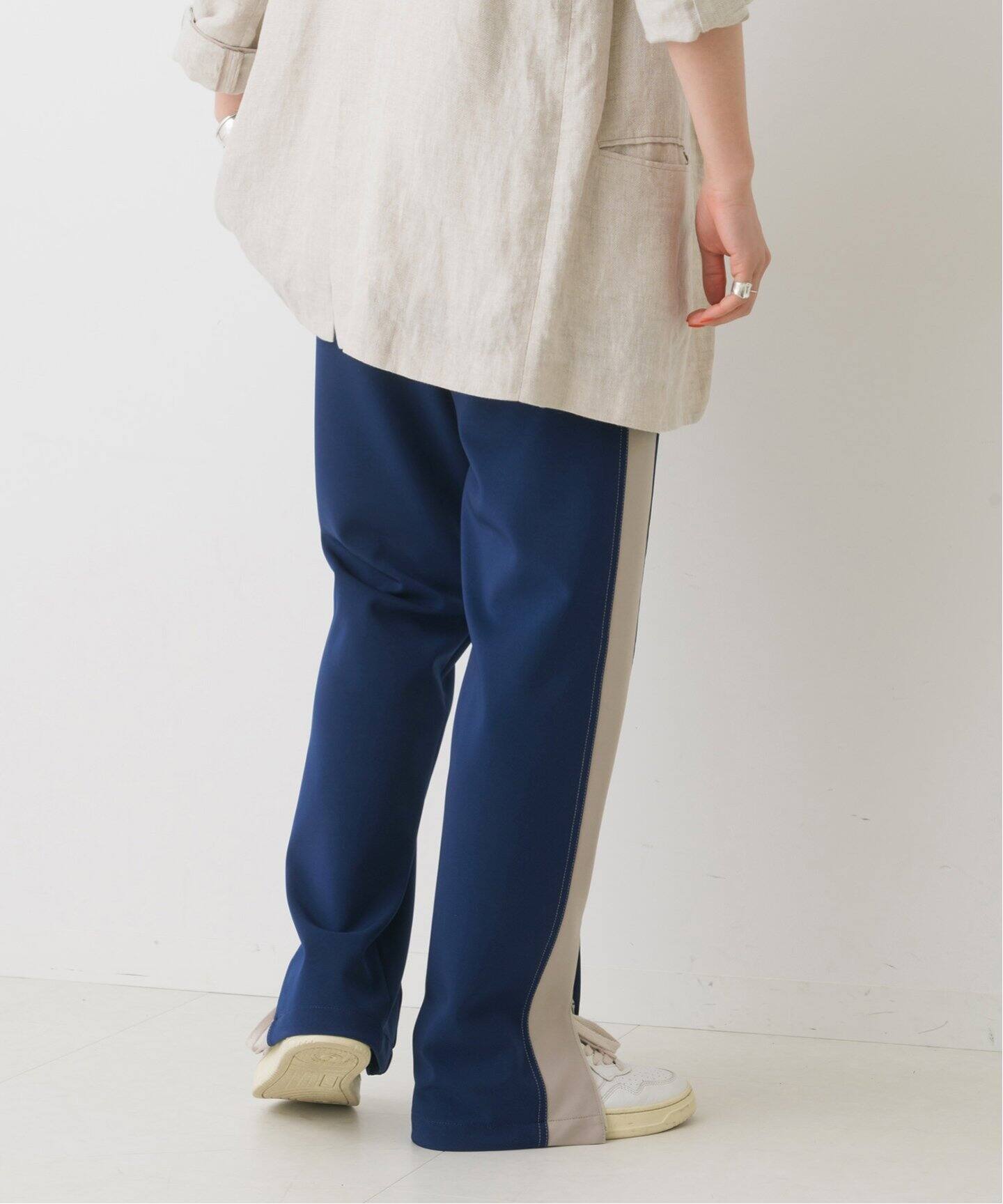 マットジャージートラックパンツ　ベージュ　36 マットジャージートラックパンツ ベージュ 36 Spick & Span