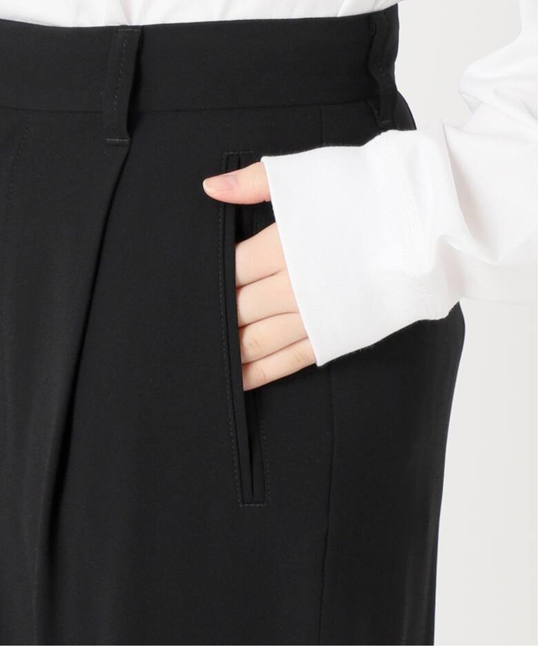 シルキードレープタックストレートパンツ（スラックス）｜Spick and  