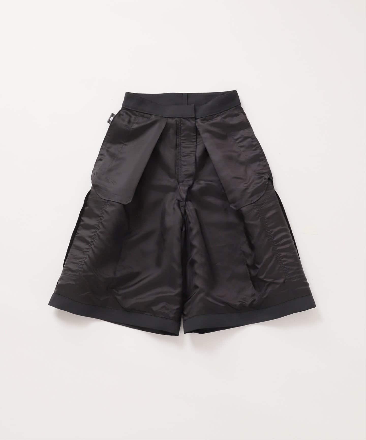 HARDY NOIR アルディーノアール ドライツイルカーゴキュロット HARDY NOIR アルディーノアール ドライツイルカーゴキュロット