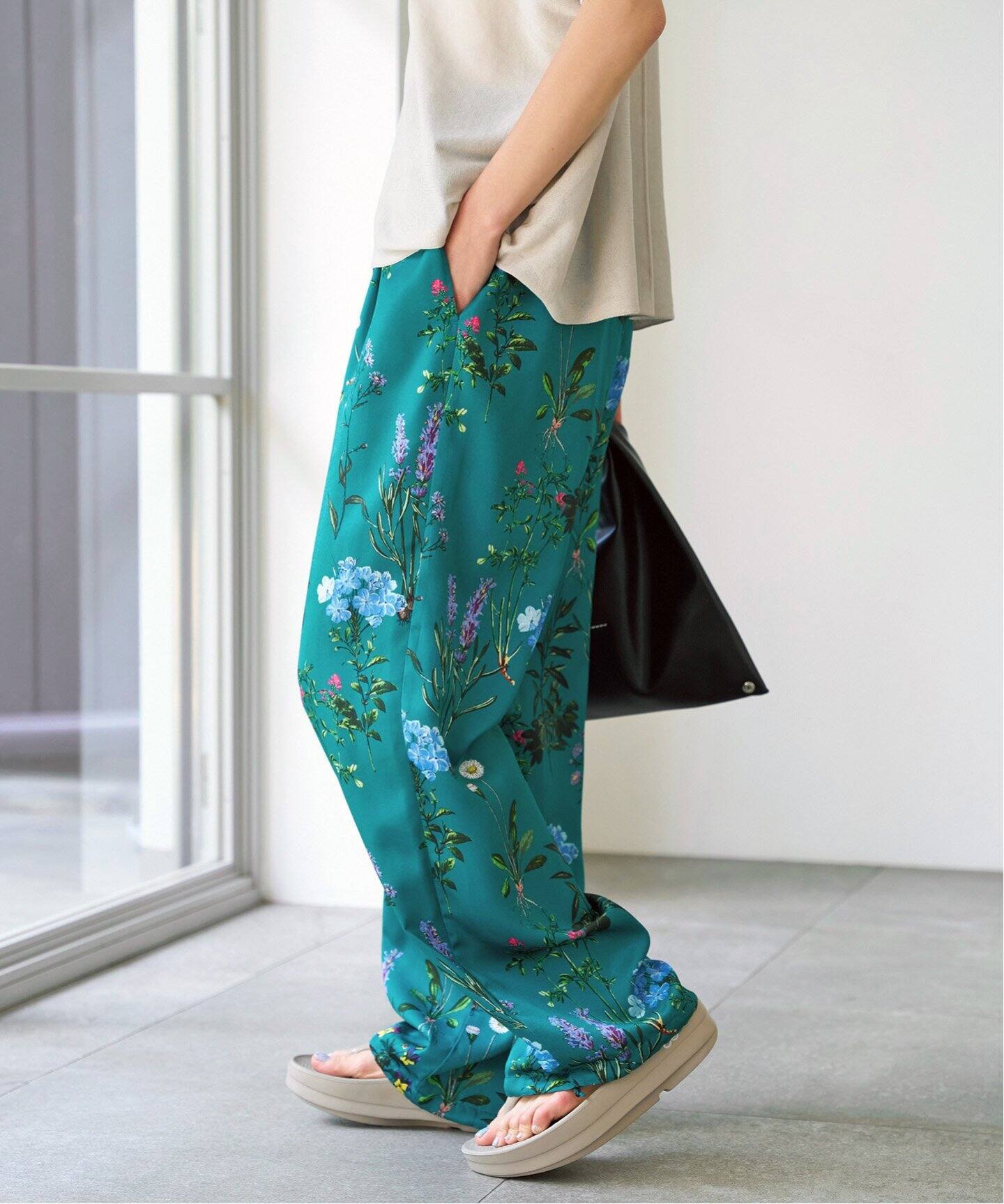 TICCA / ティッカ フラワープリントパンツ 0241416422（スラックス  