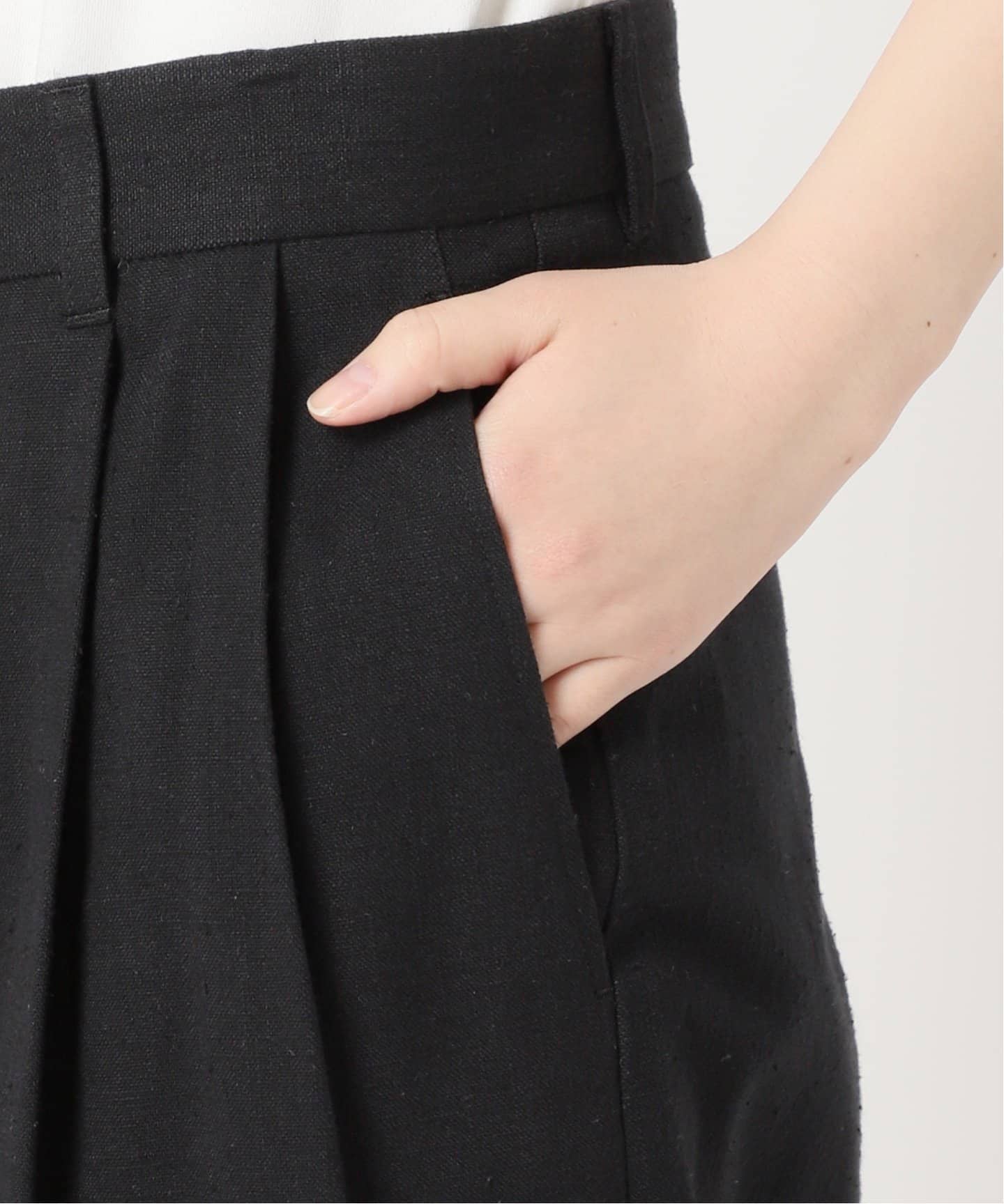 シルク混タックワイドバルーンパンツ（その他パンツ