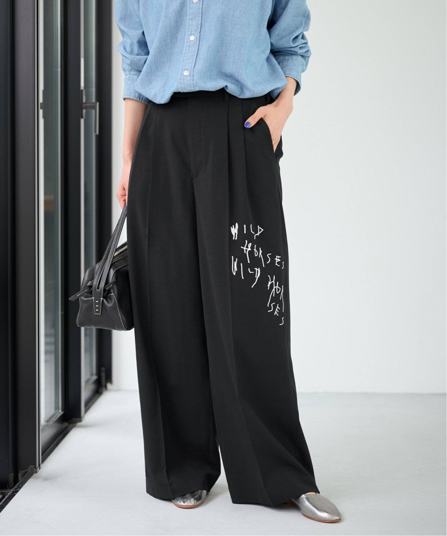 LEVI PATA×FRAMeWORK タックワイドパンツ（スラックス）｜FRAMeWORK  