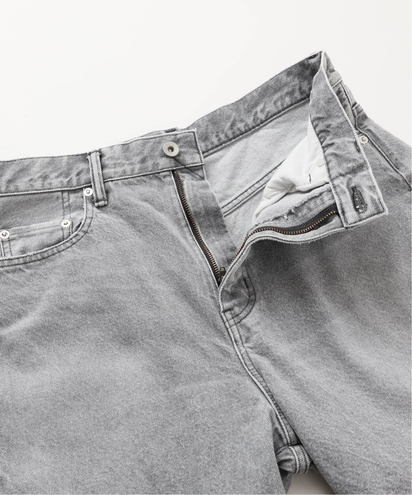 OUT OF FRAMe gray denim half パンツ（デニムパンツ・ジーンズ